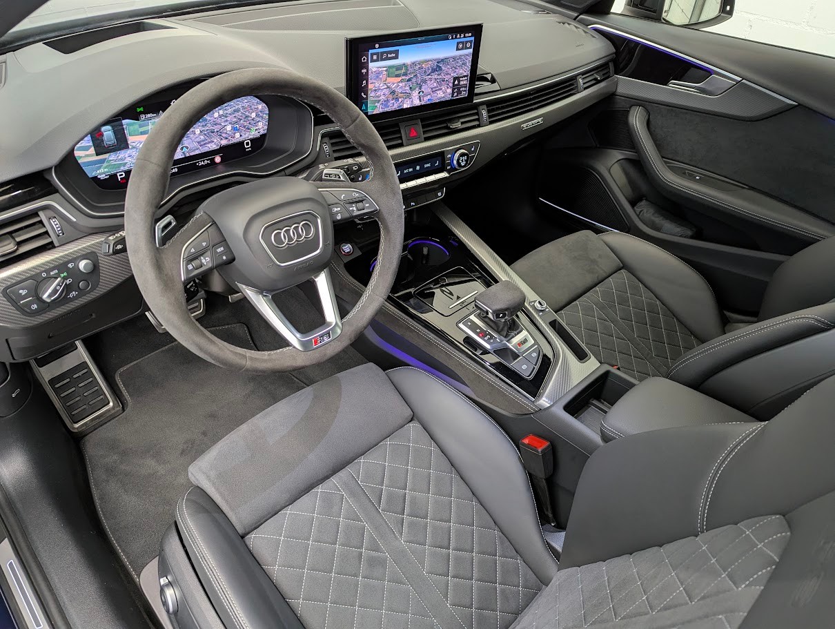AUDI RS4 Avant 2.9 V6 TFSI quattro T-Tronic*ALL-BLACK RS-DESIGN FULL-ASSISTS SPORT-AGA 360CAM NAVI+ UVM*-image-5