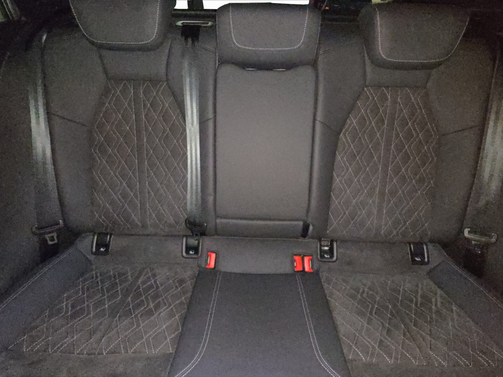 AUDI S3 Sportback 2.0 TFSI quattro S-tronic-image-7