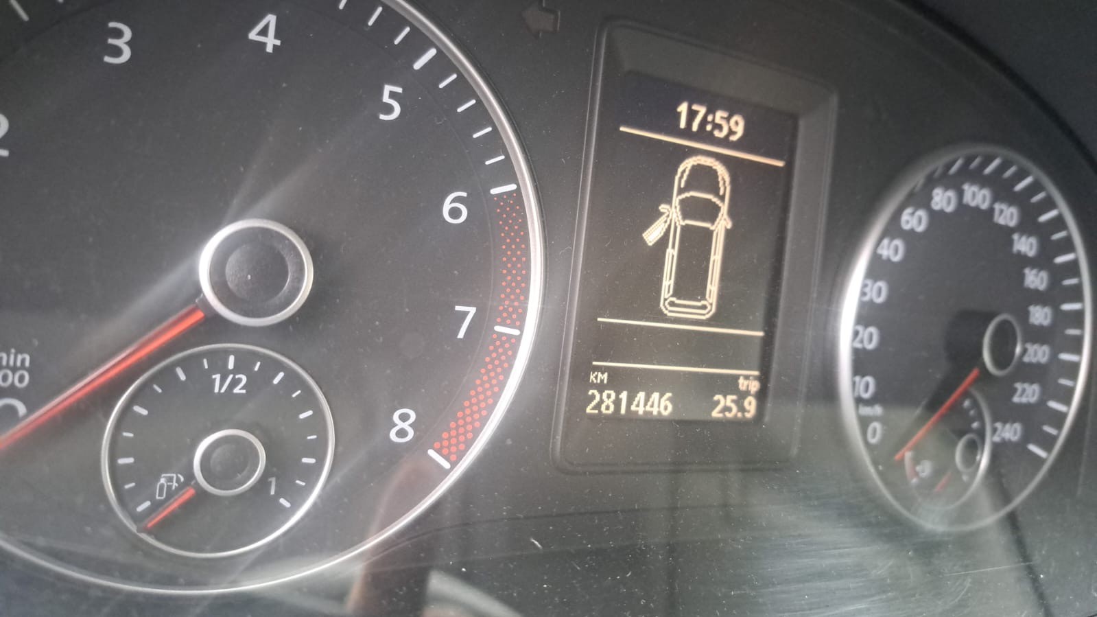VW Caddy 2.0 EcoFuel-image-8