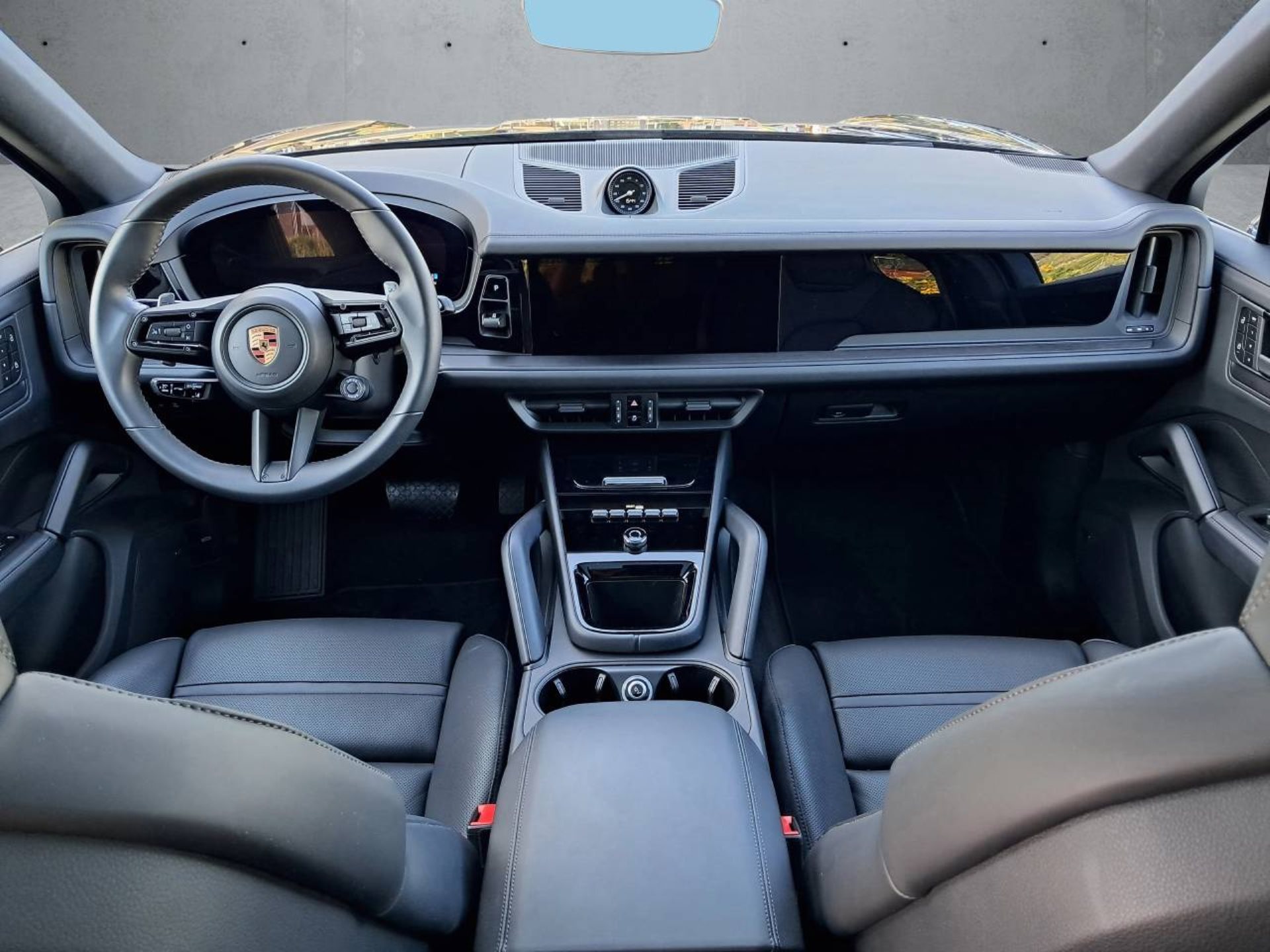 PORSCHE Cayenne Coupé Black Edition-image-15