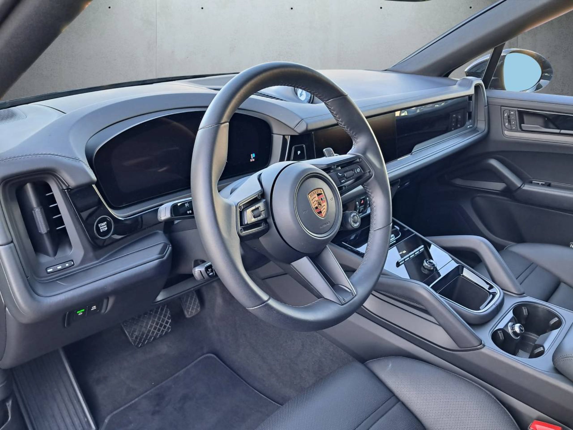 PORSCHE Cayenne Coupé Black Edition-image-16