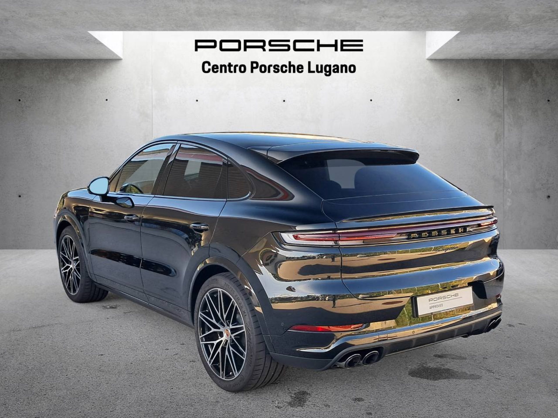 PORSCHE Cayenne Coupé Black Edition-image-6