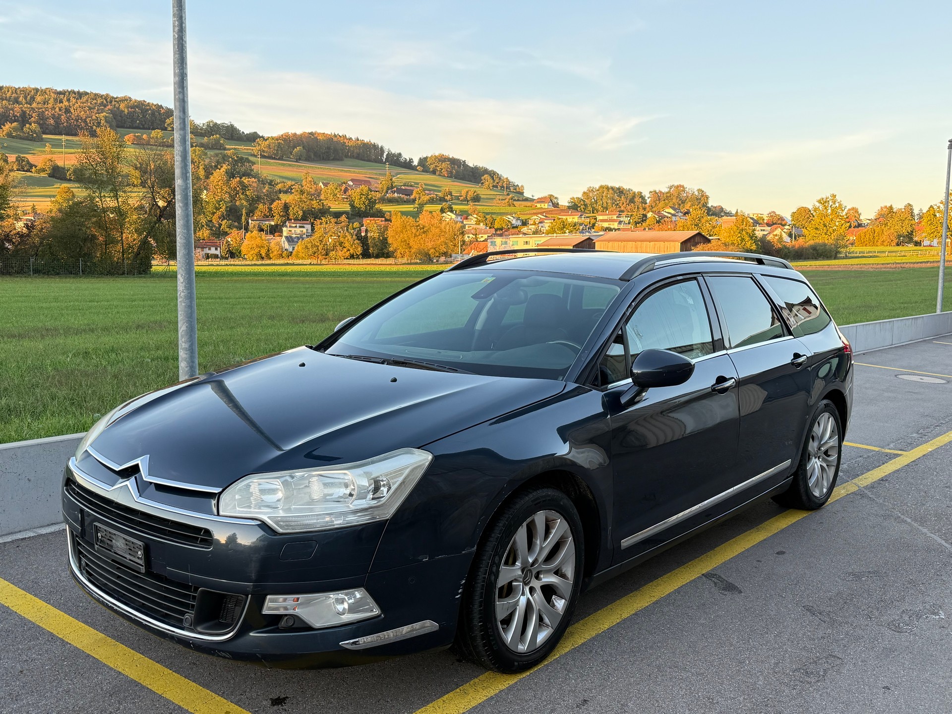CITROEN C5 Tourer 2.7 HDi V6 Exclusive Automatic-image-0