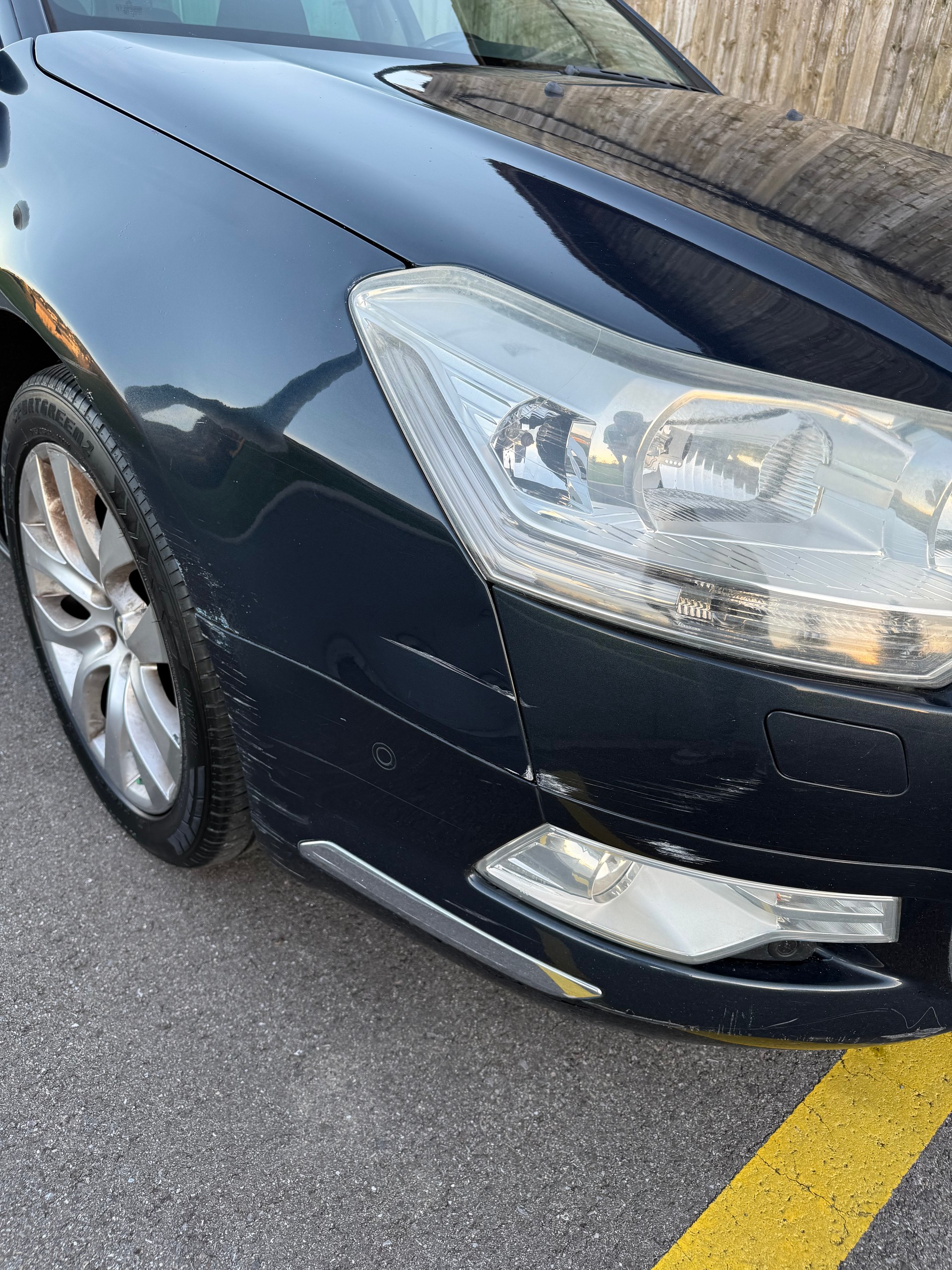 CITROEN C5 Tourer 2.7 HDi V6 Exclusive Automatic-image-8