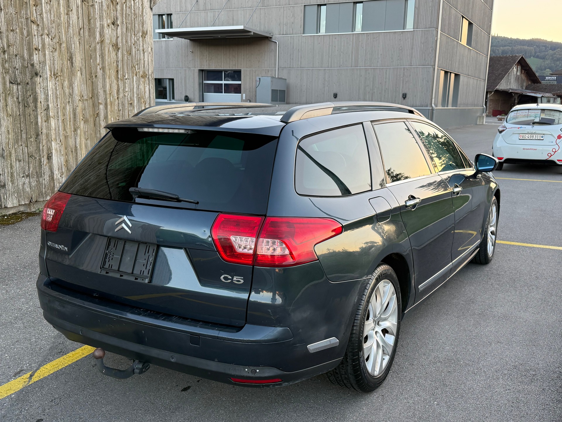 CITROEN C5 Tourer 2.7 HDi V6 Exclusive Automatic-image-2