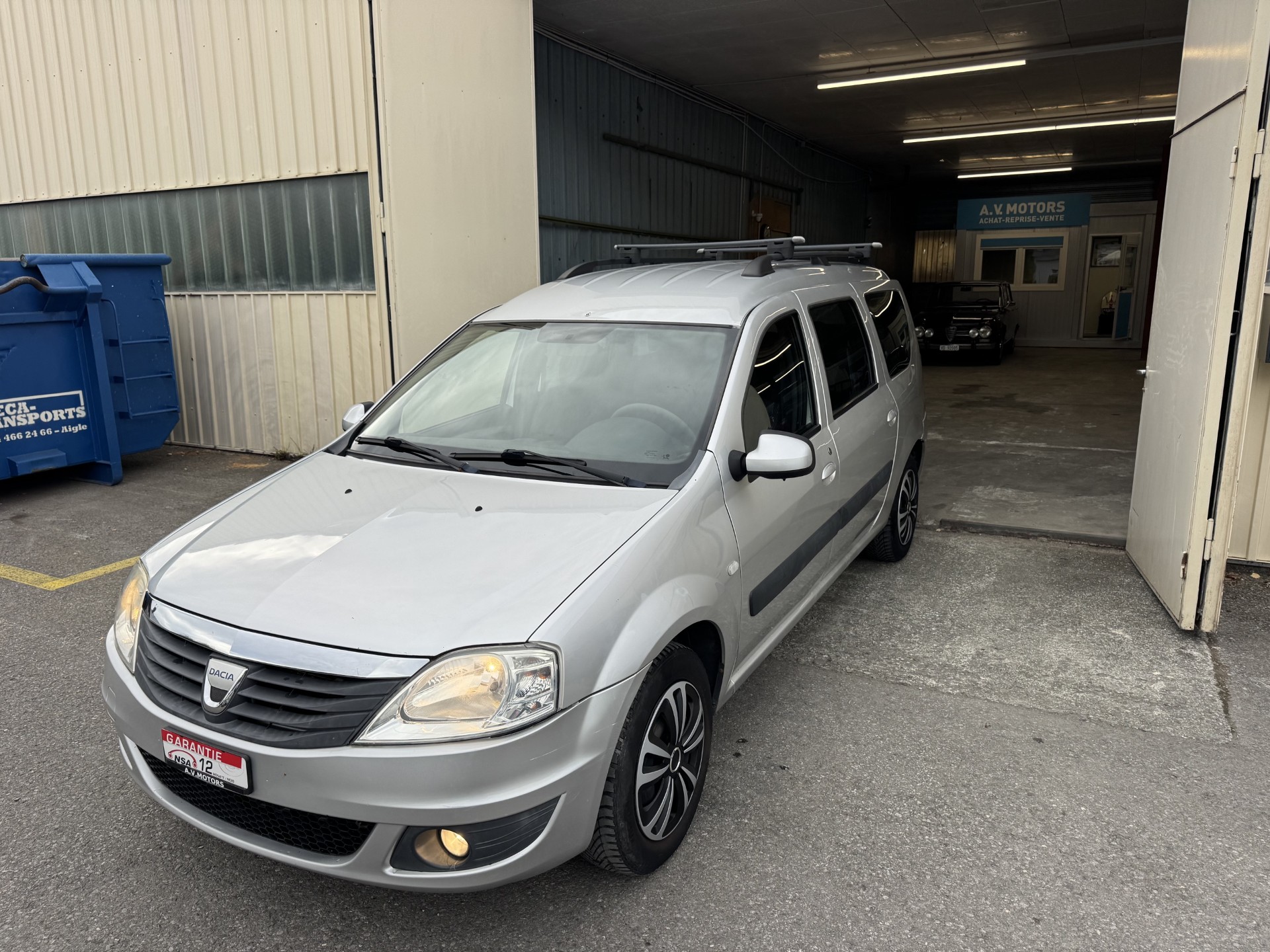 DACIA Logan 1.6 16V Lauréate