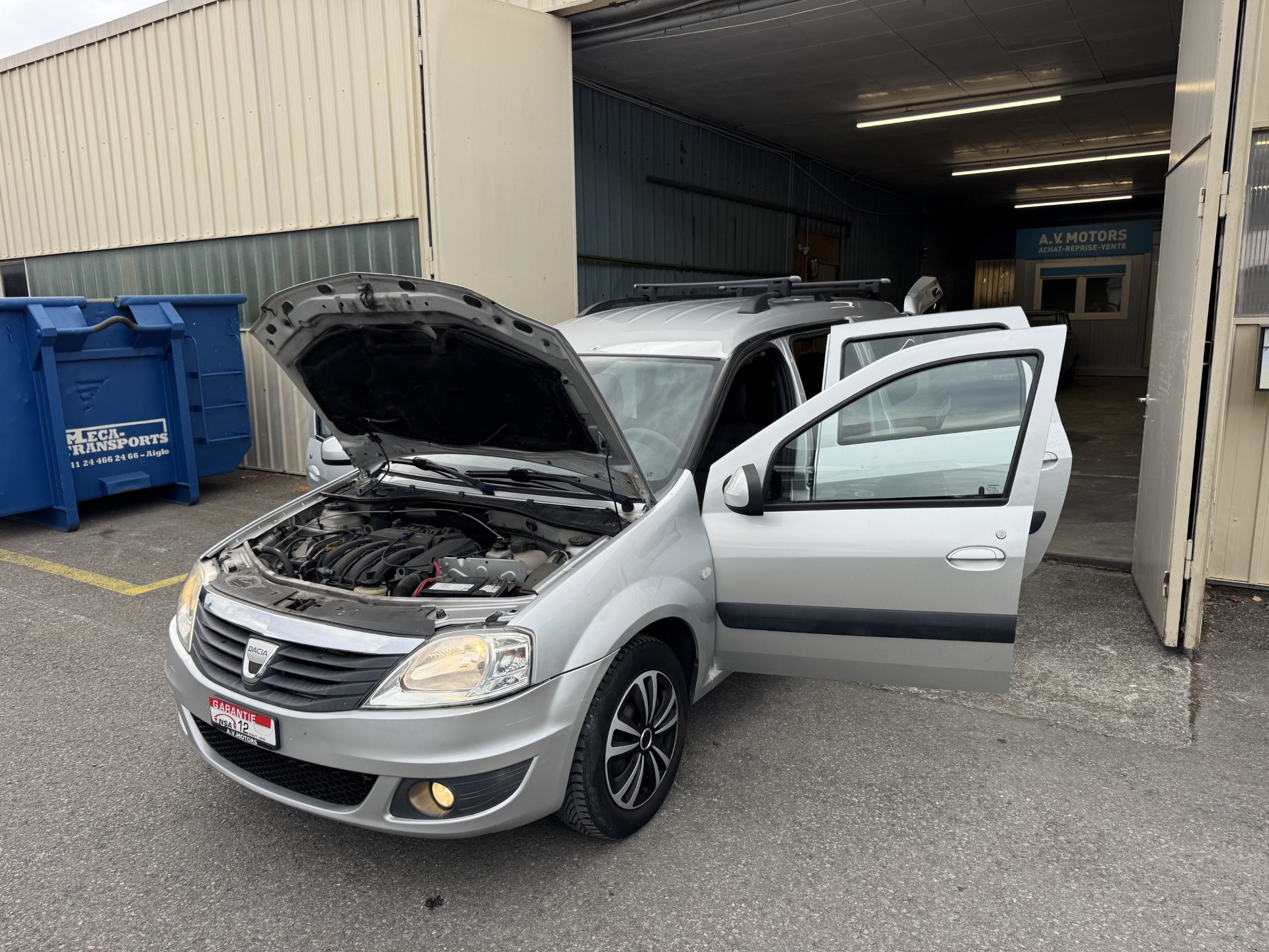 DACIA Logan 1.6 16V Lauréate-image-14