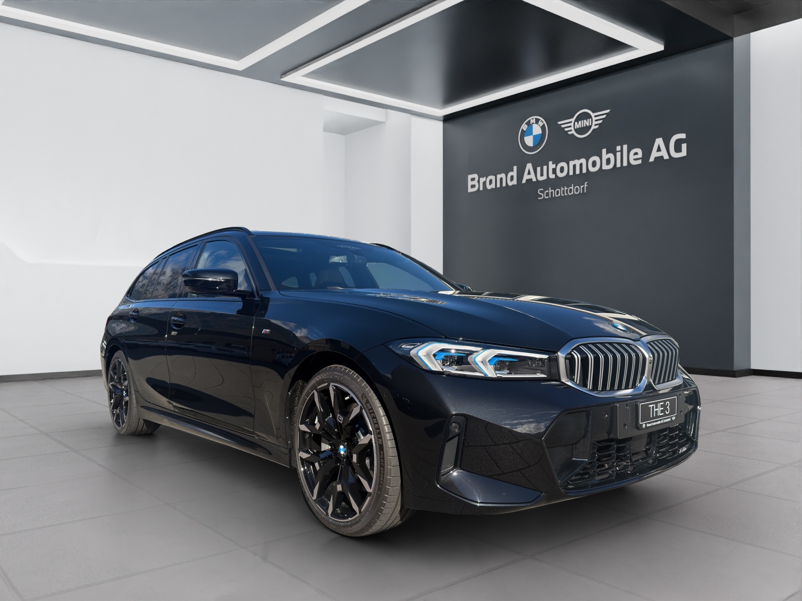 BMW 330i xDrive SAG Touring-image-6
