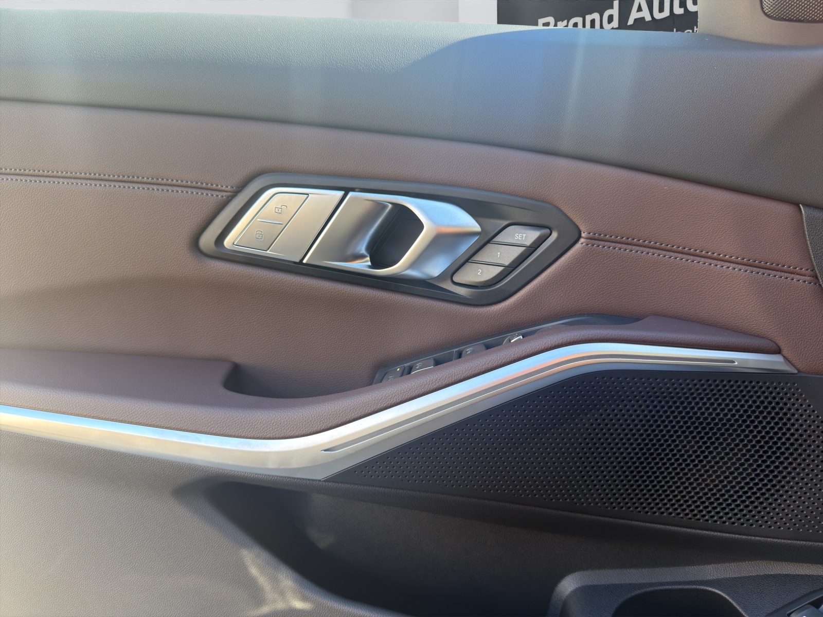 BMW 330i xDrive SAG Touring-image-19