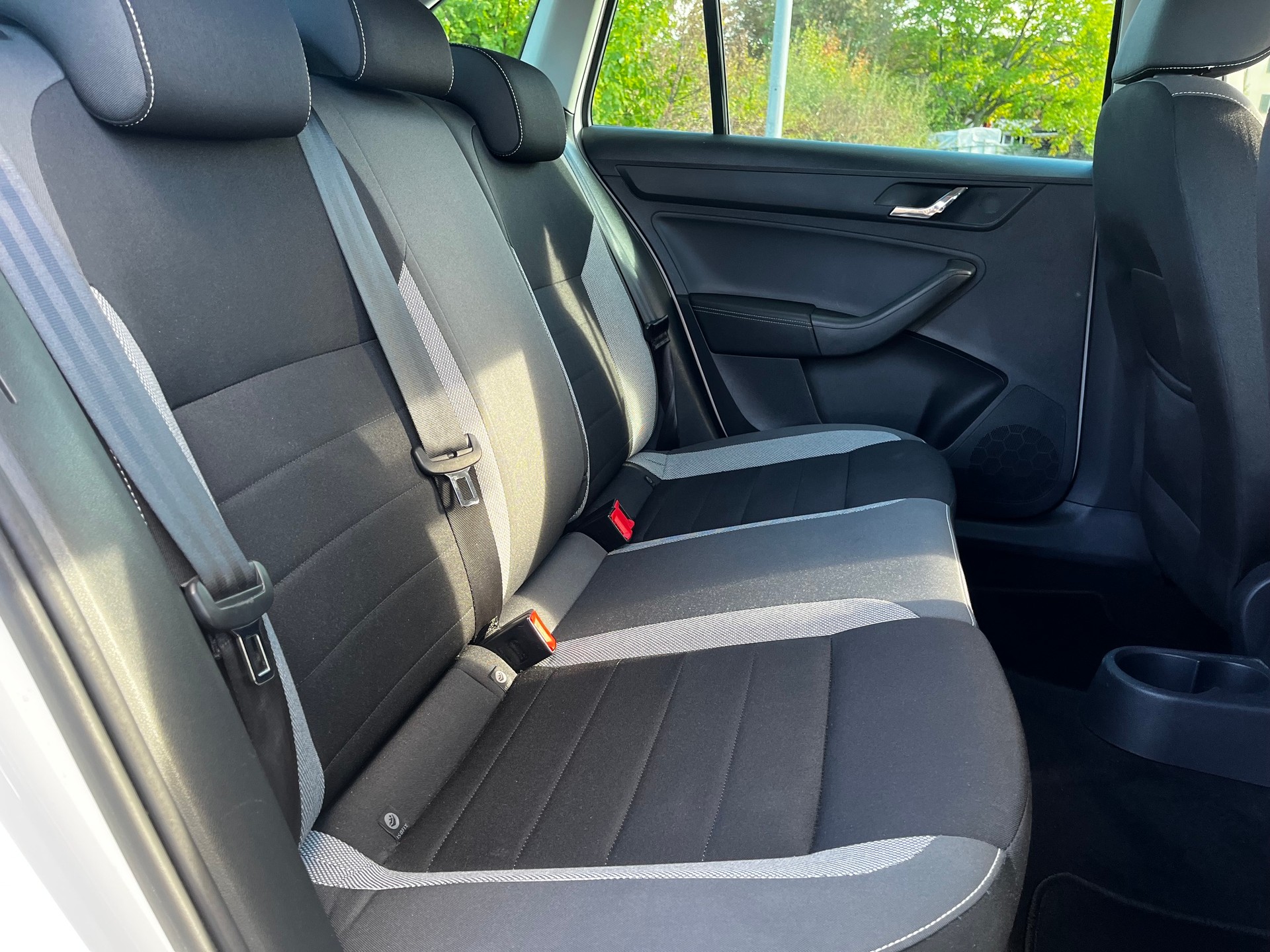 SKODA Rapid Spaceback 1.2 TSI Ambition DSG-image-5