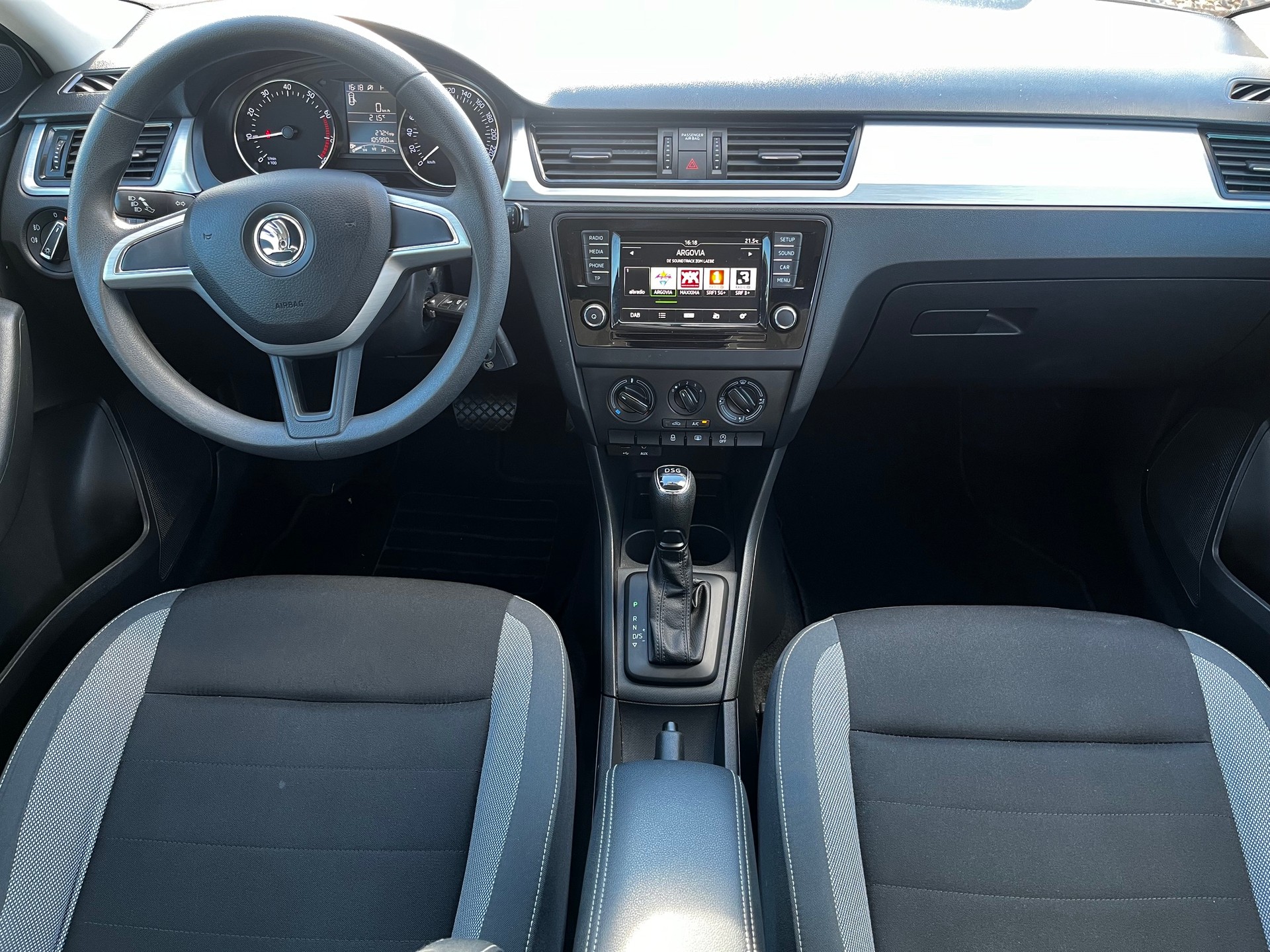 SKODA Rapid Spaceback 1.2 TSI Ambition DSG-image-6