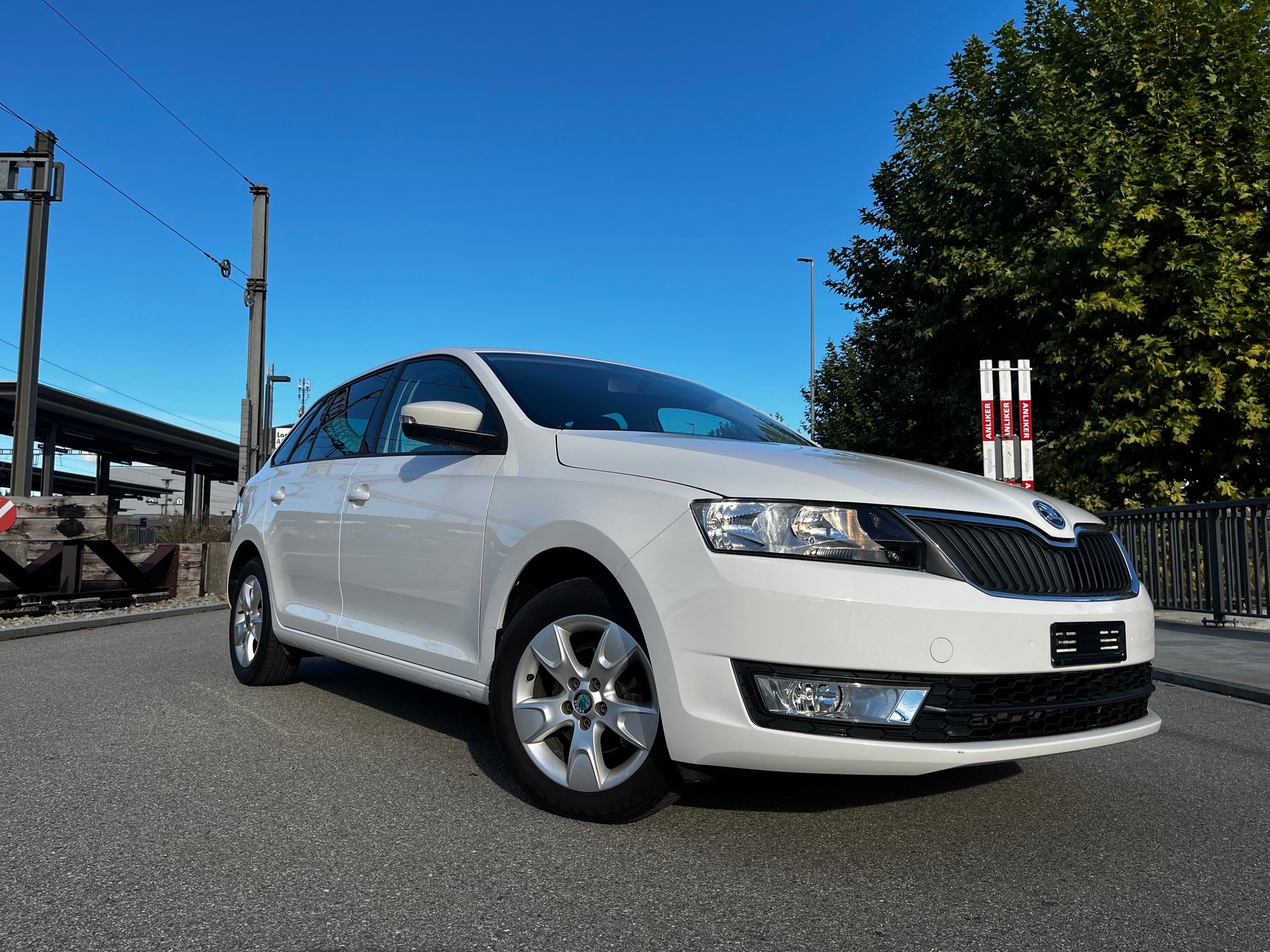 SKODA Rapid Spaceback 1.2 TSI Ambition DSG-image-0