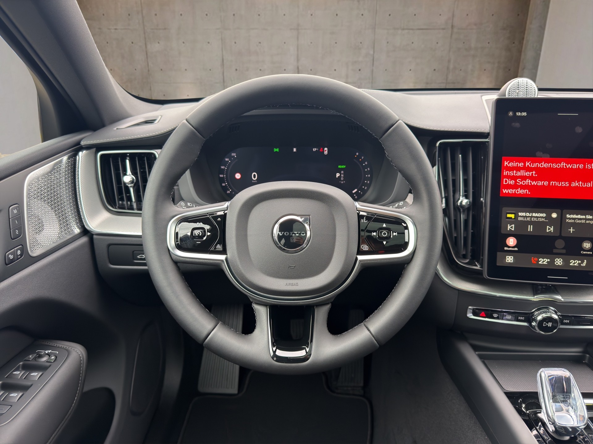 VOLVO XC60 2.0 T8 TE Black Edition eAWD-image-12