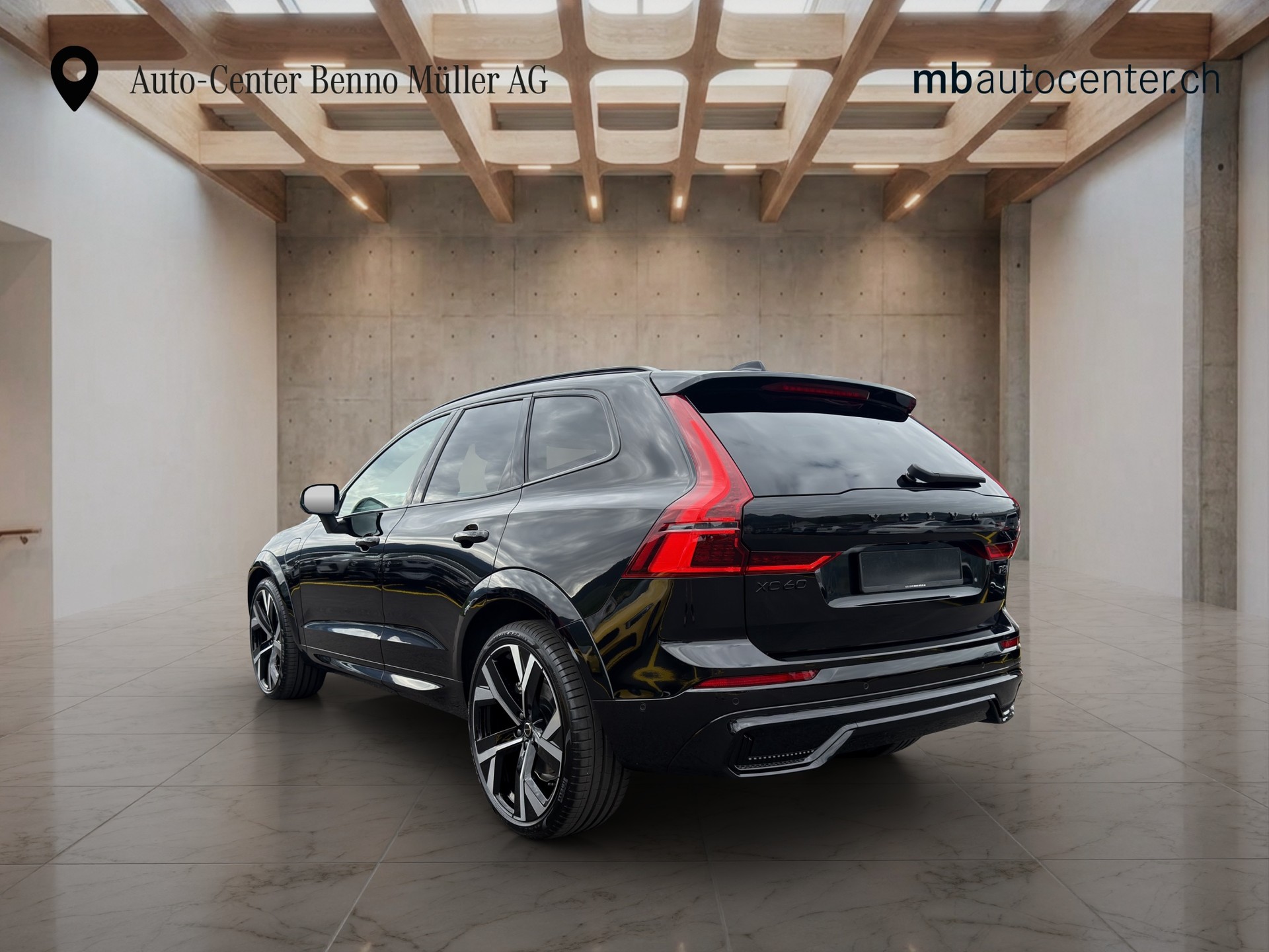 VOLVO XC60 2.0 T8 TE Black Edition eAWD-image-2