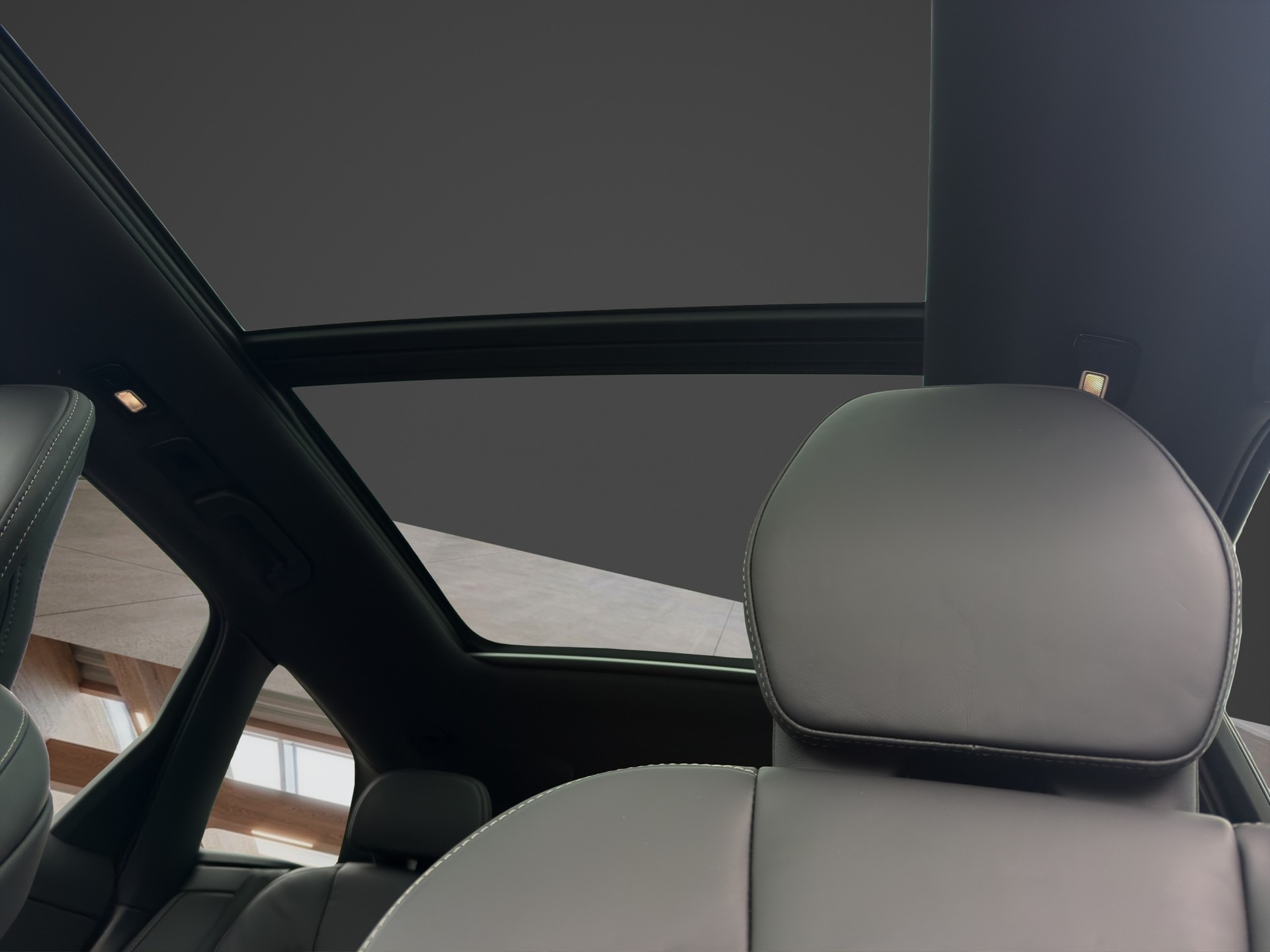 VOLVO XC60 2.0 T8 TE Black Edition eAWD-image-3