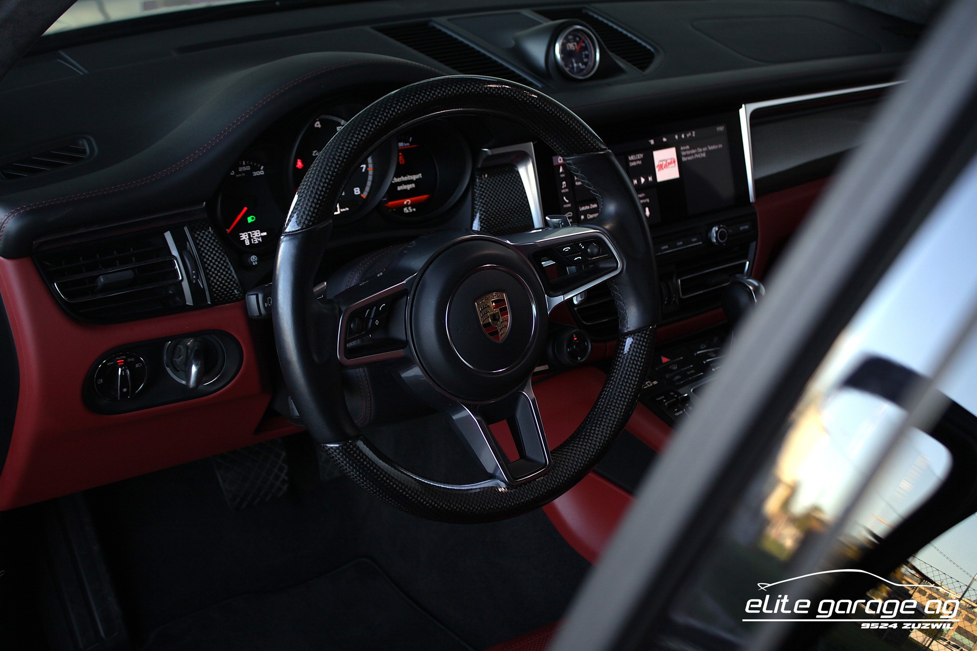 PORSCHE Macan Turbo PDK-image-14