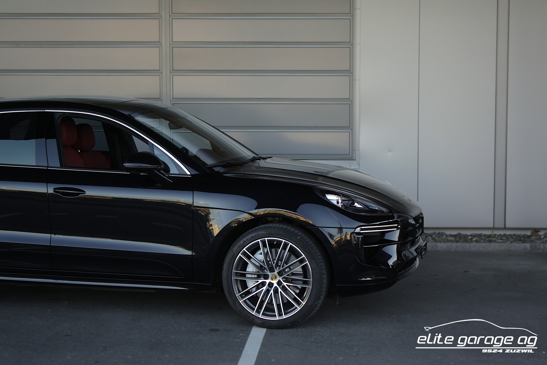 PORSCHE Macan Turbo PDK-image-8