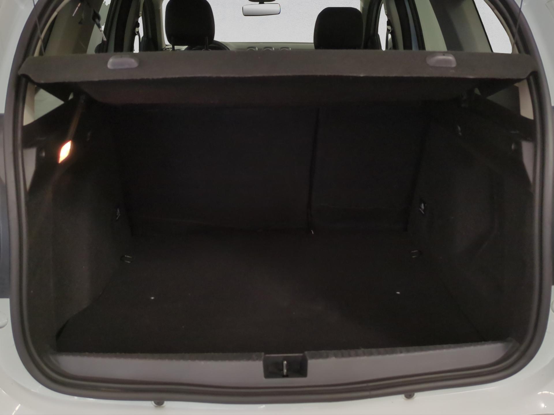 DACIA Duster TCe 130 Celebration 4x2-image-15