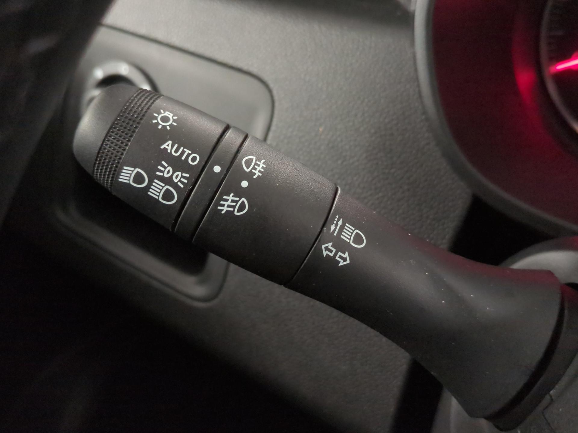 DACIA Duster TCe 130 Celebration 4x2-image-21