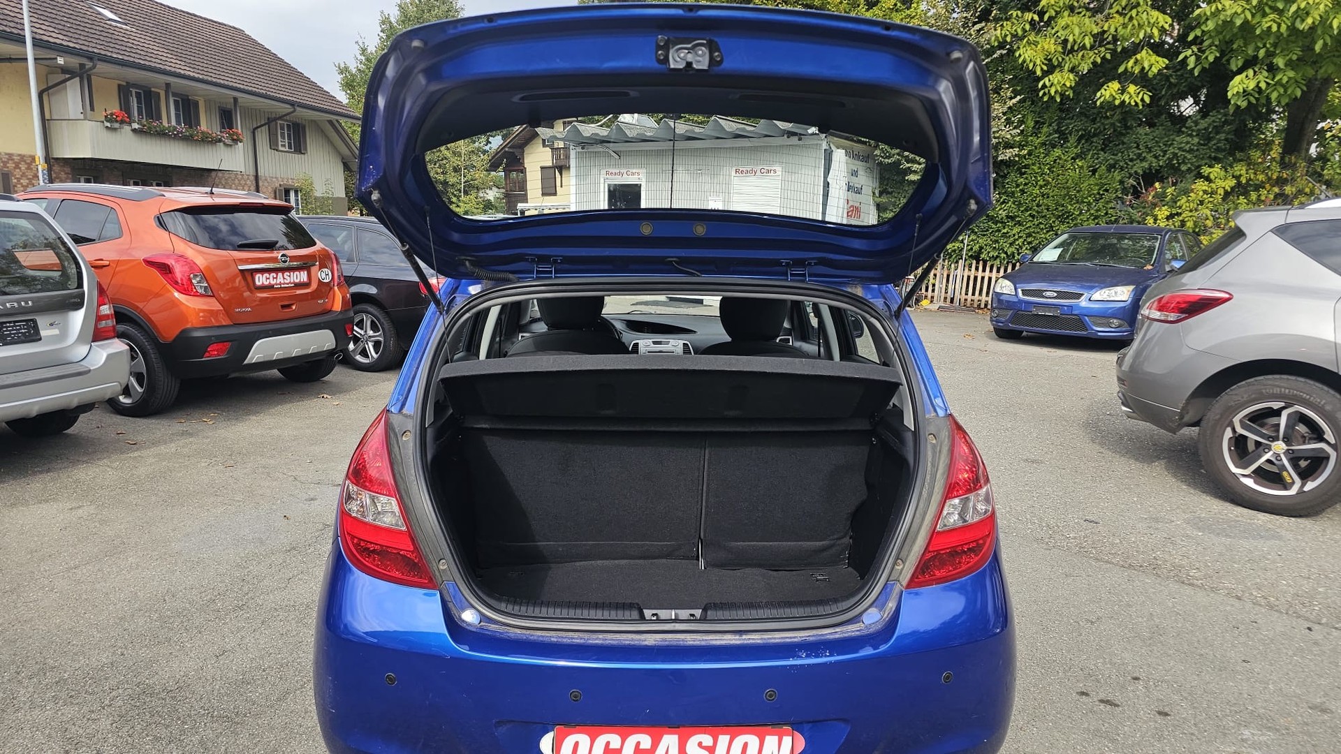 HYUNDAI i20 1.4 Style Automatic-image-8