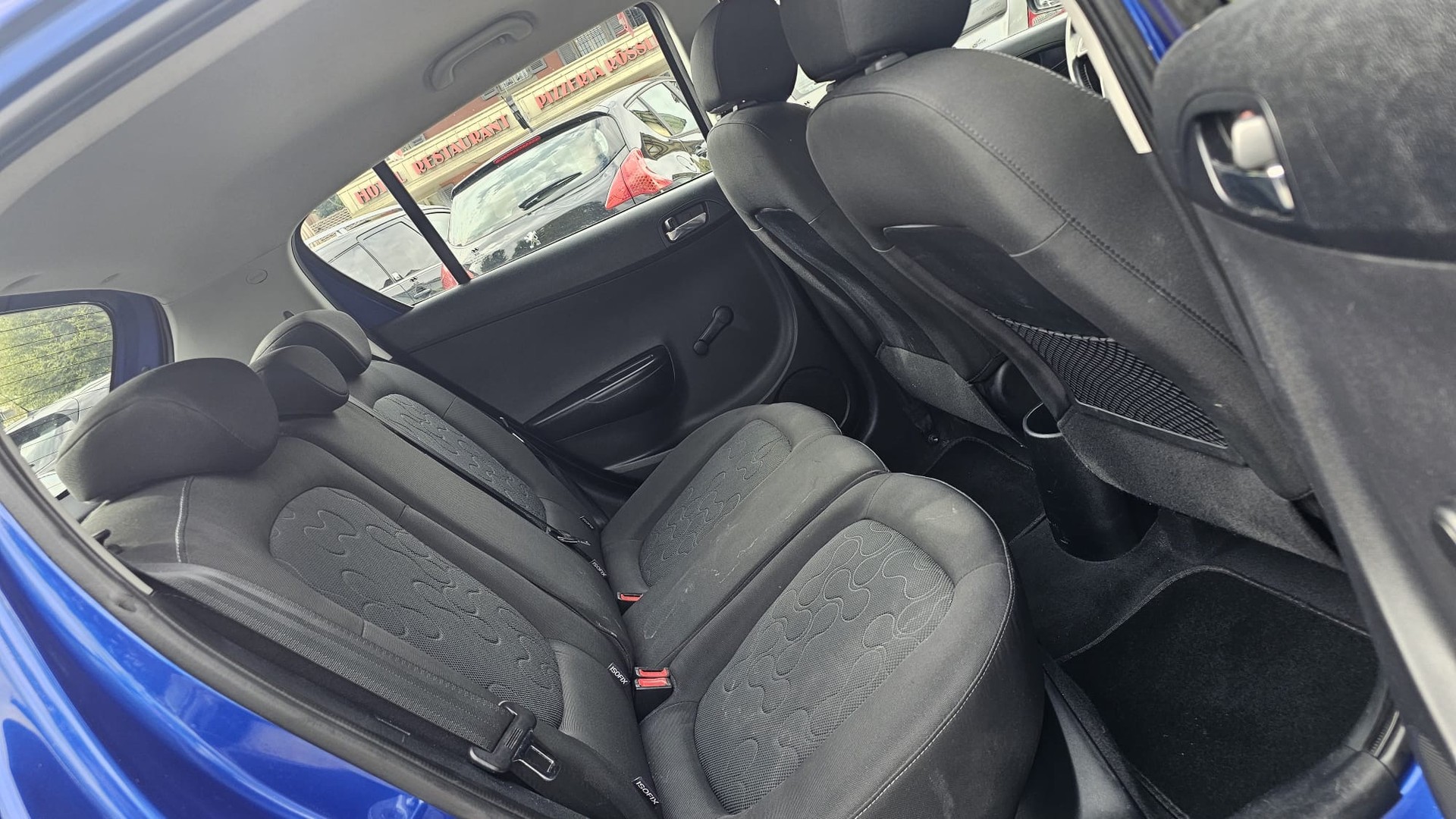 HYUNDAI i20 1.4 Style Automatic-image-9