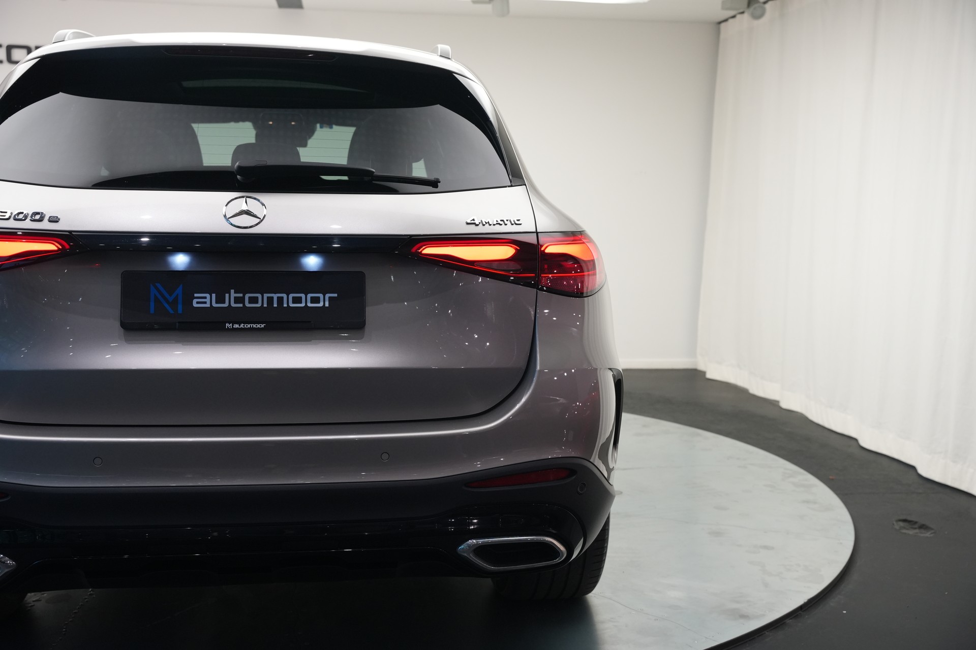MERCEDES-BENZ GLC 300 e 4Matic 9G-Tronic *CH-Fahrzeug*-image-41