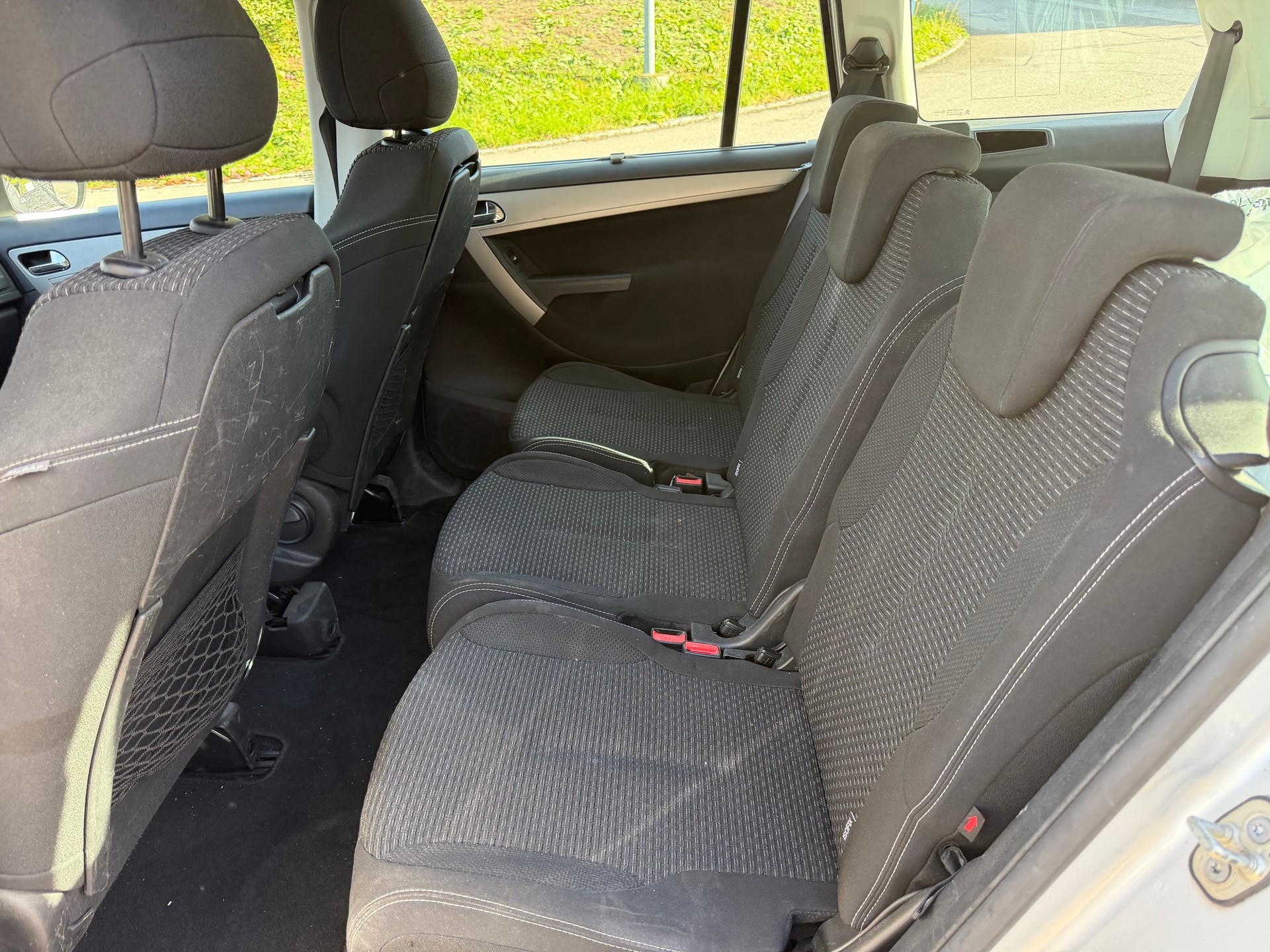 CITROEN Grand C4 Picasso 1.6i 16V THP Séduction EGS6-image-7