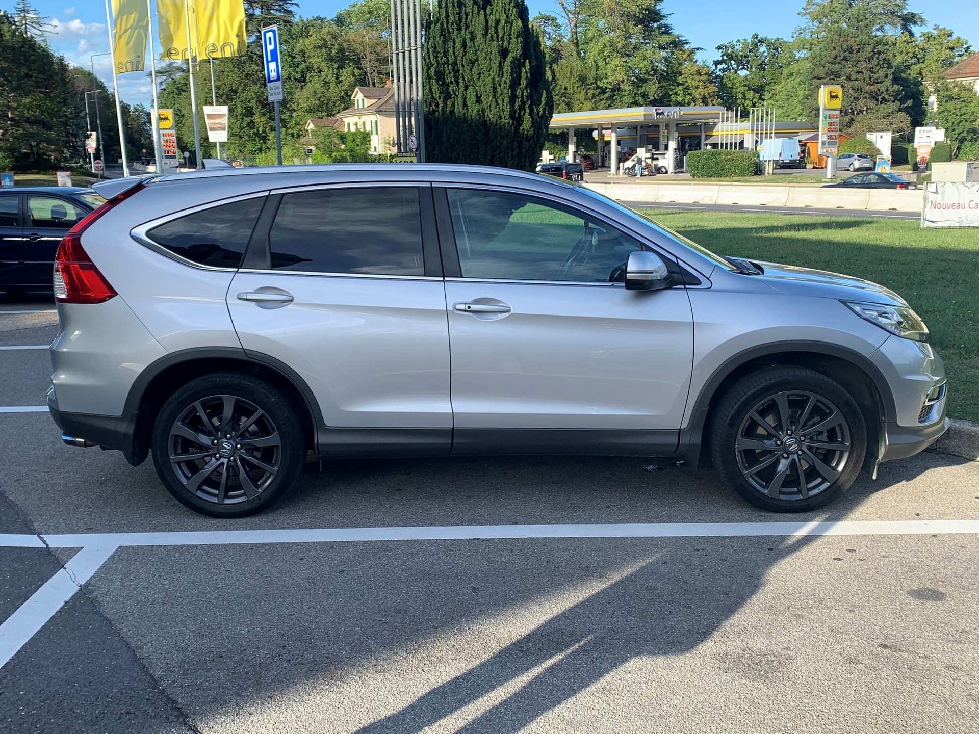 HONDA CR-V 1.6 i-DTEC Executive 4WD Automatic-image-3