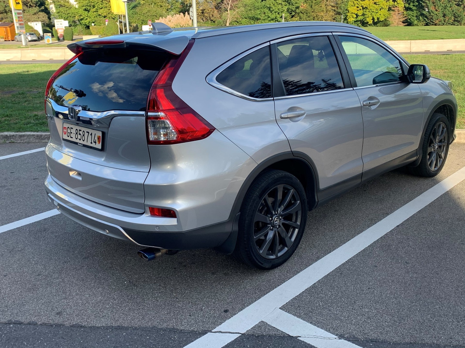HONDA CR-V 1.6 i-DTEC Executive 4WD Automatic-image-7