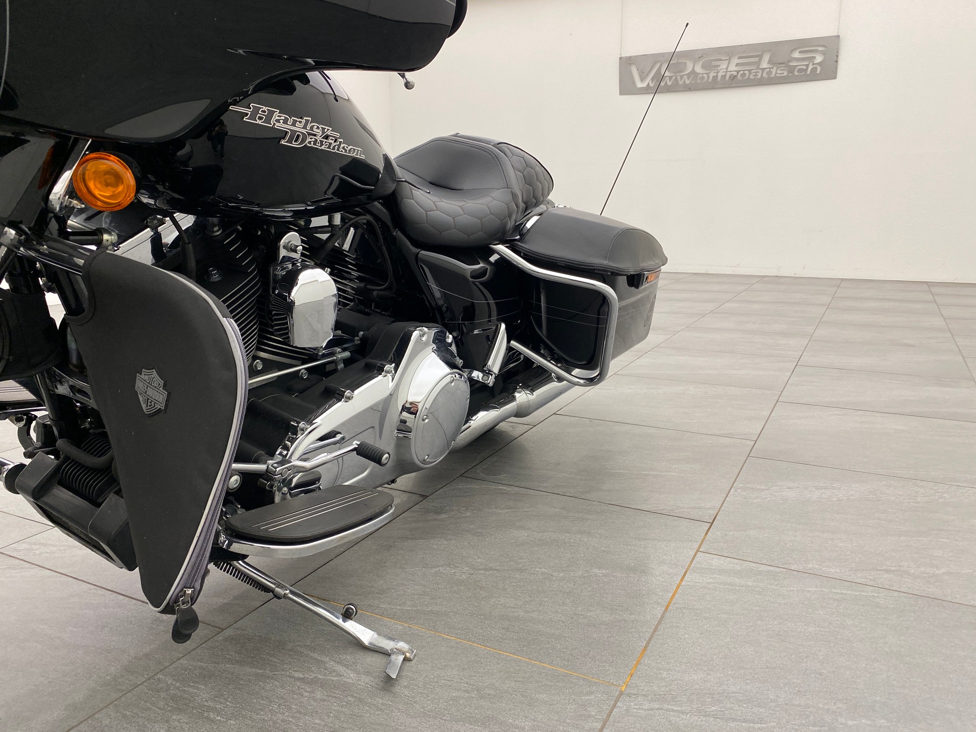 HARLEY-DAVIDSON FLHX Street Glide Special ABS-image-10