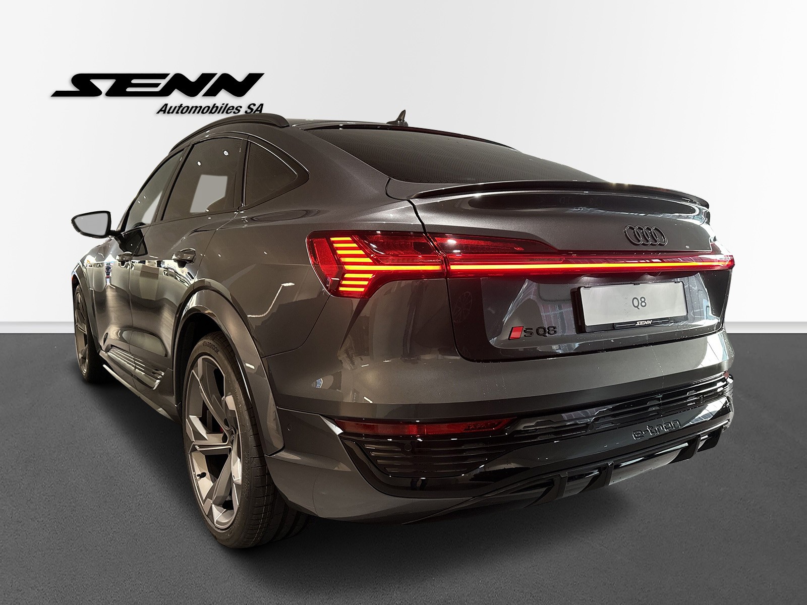AUDI SQ8 Sportback e-tron quattro-image-2