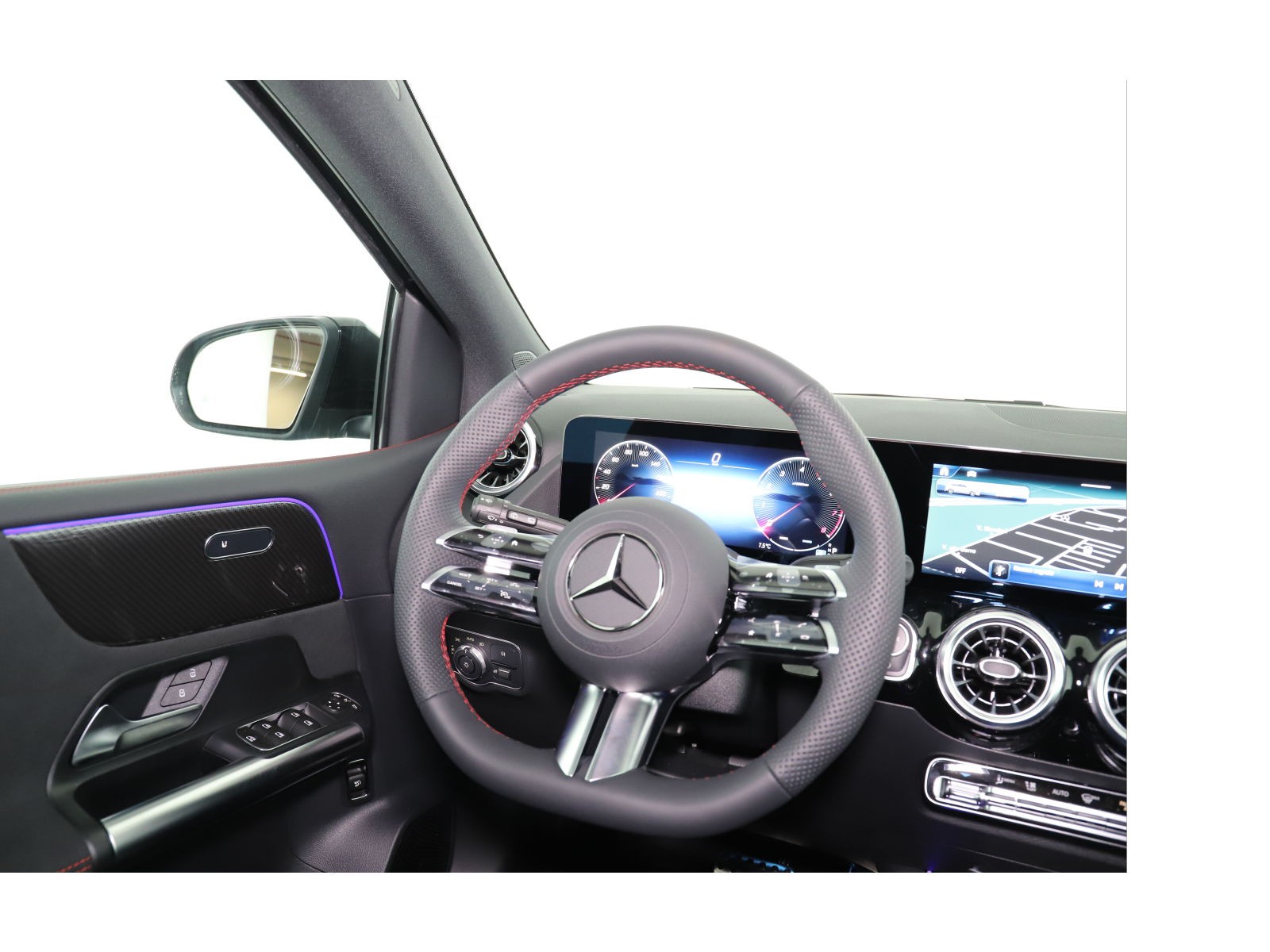 MERCEDES-BENZ B 180-image-12