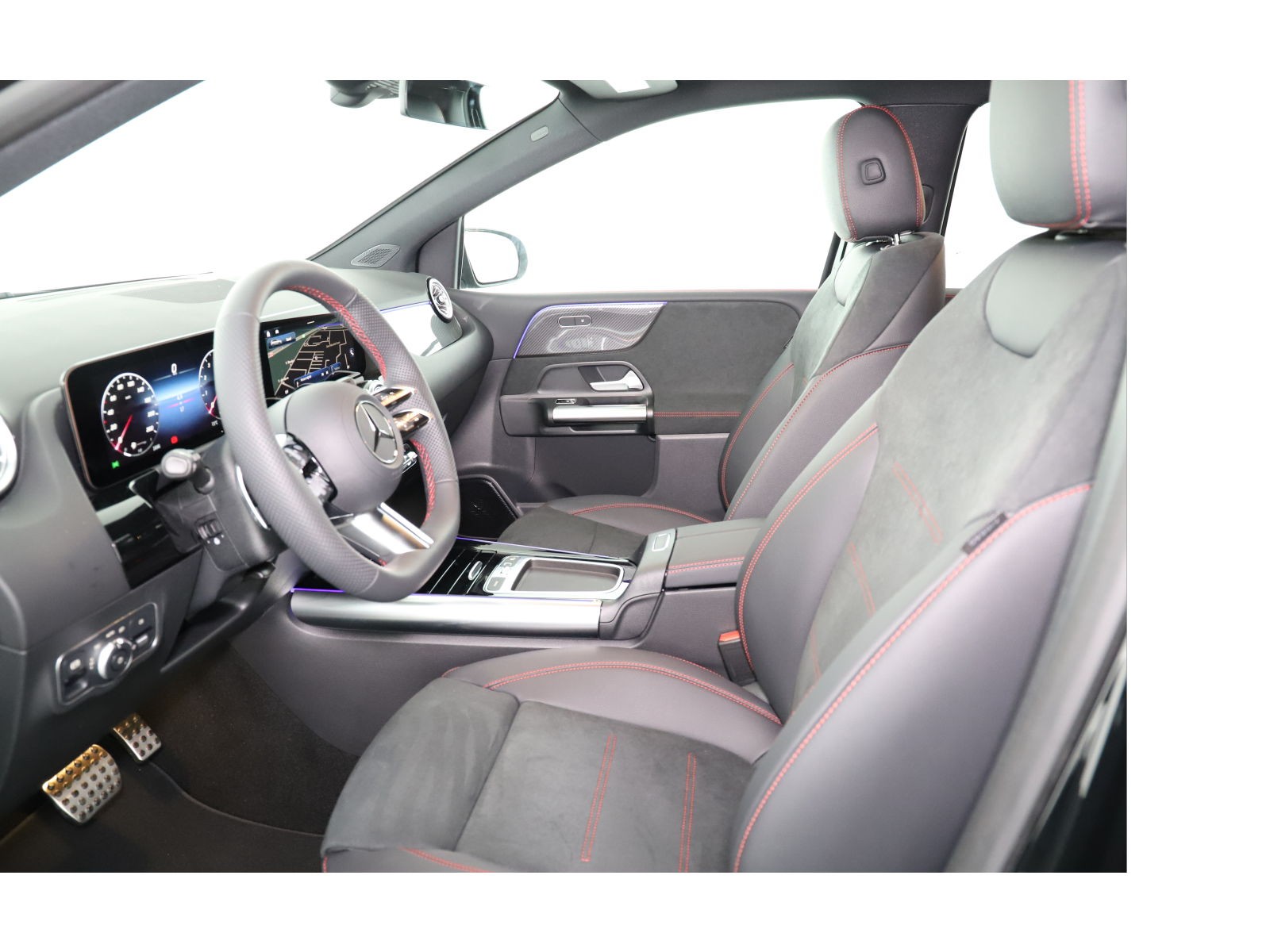MERCEDES-BENZ B 180-image-8