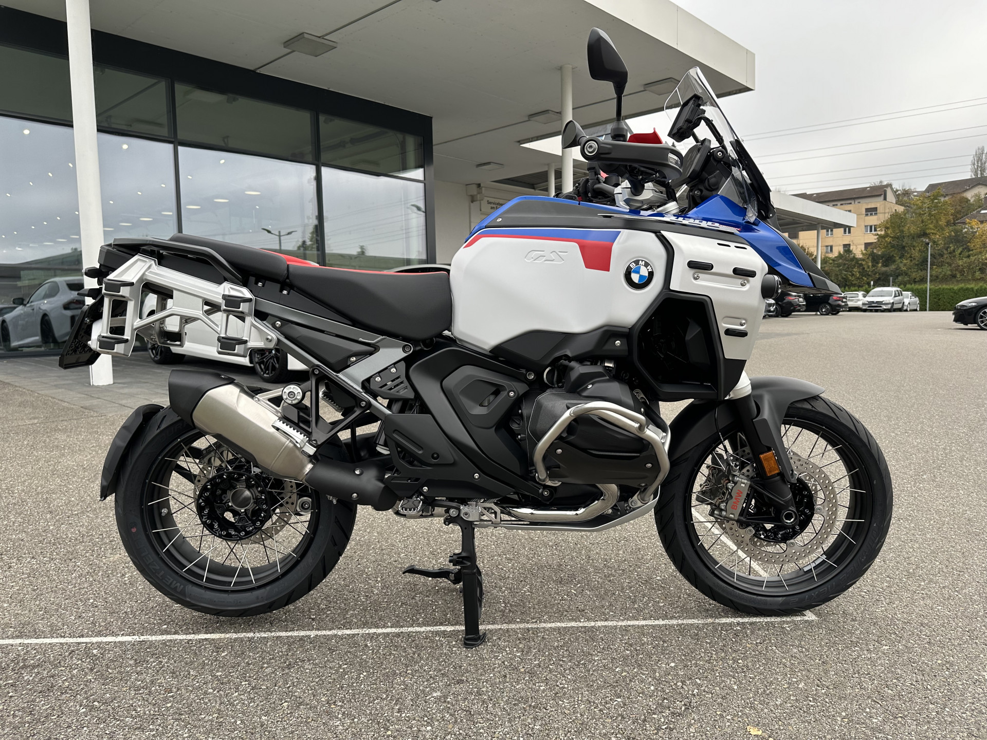 BMW R 1300 GS Adventure - jetzt inkl. zwei BMW Seitenkoffer im Wert von 1'500.--image-11