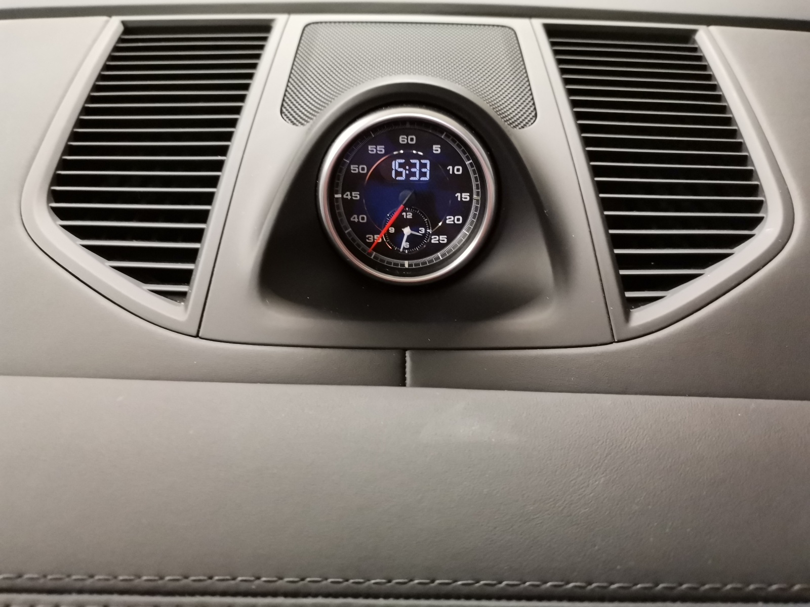 PORSCHE Macan 2.9 V6 Turbo-image-14