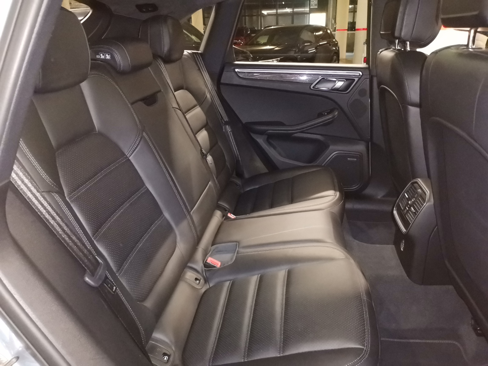 PORSCHE Macan 2.9 V6 Turbo-image-9