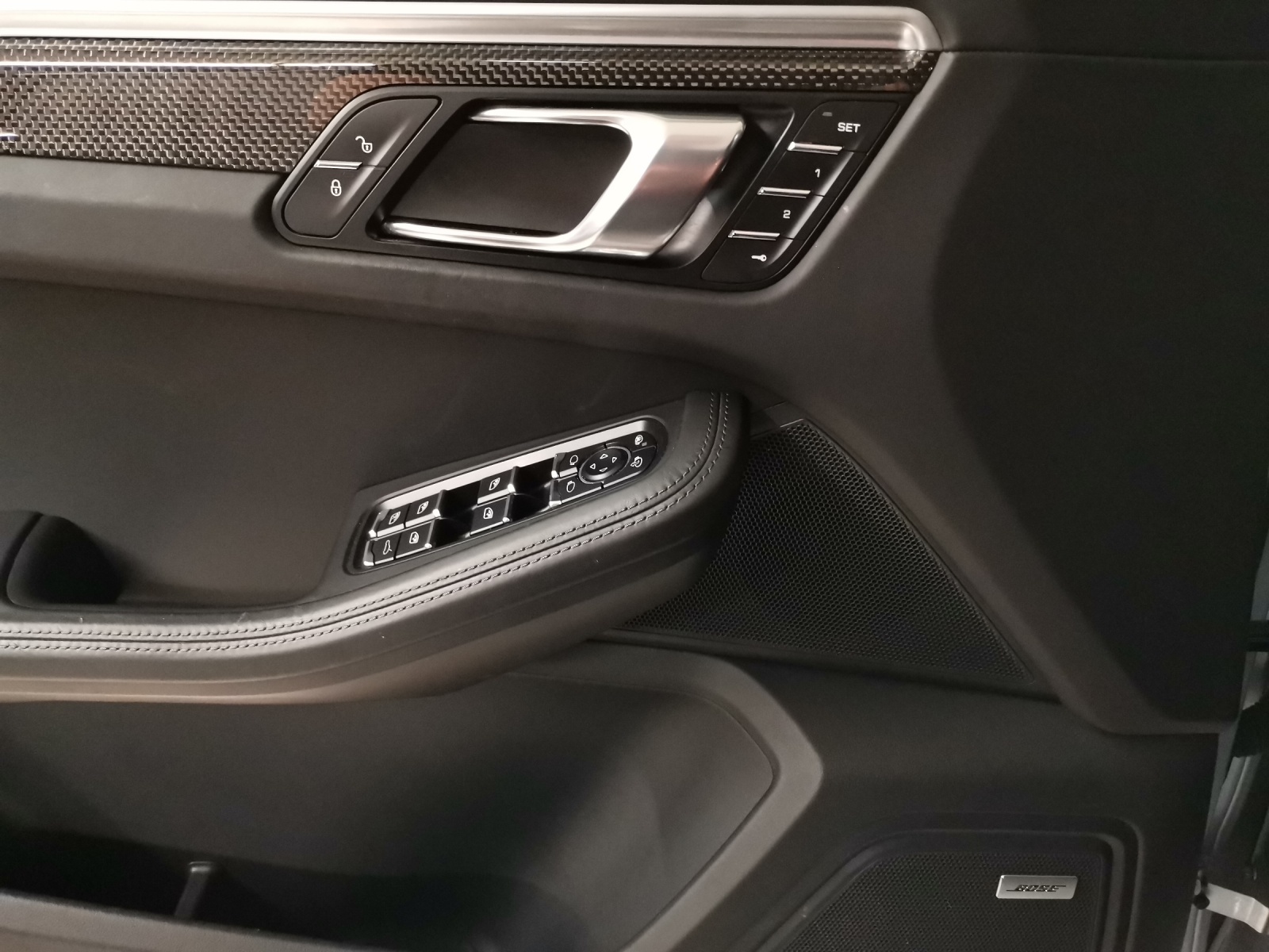 PORSCHE Macan 2.9 V6 Turbo-image-15