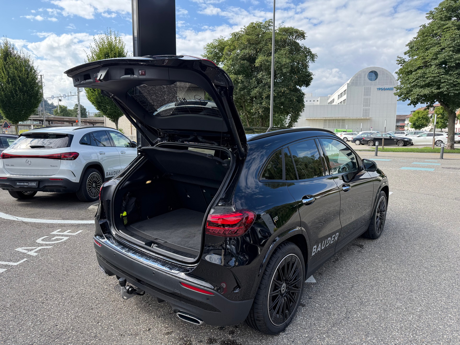 MERCEDES-BENZ GLA 200 Night Star 7G-D-image-5