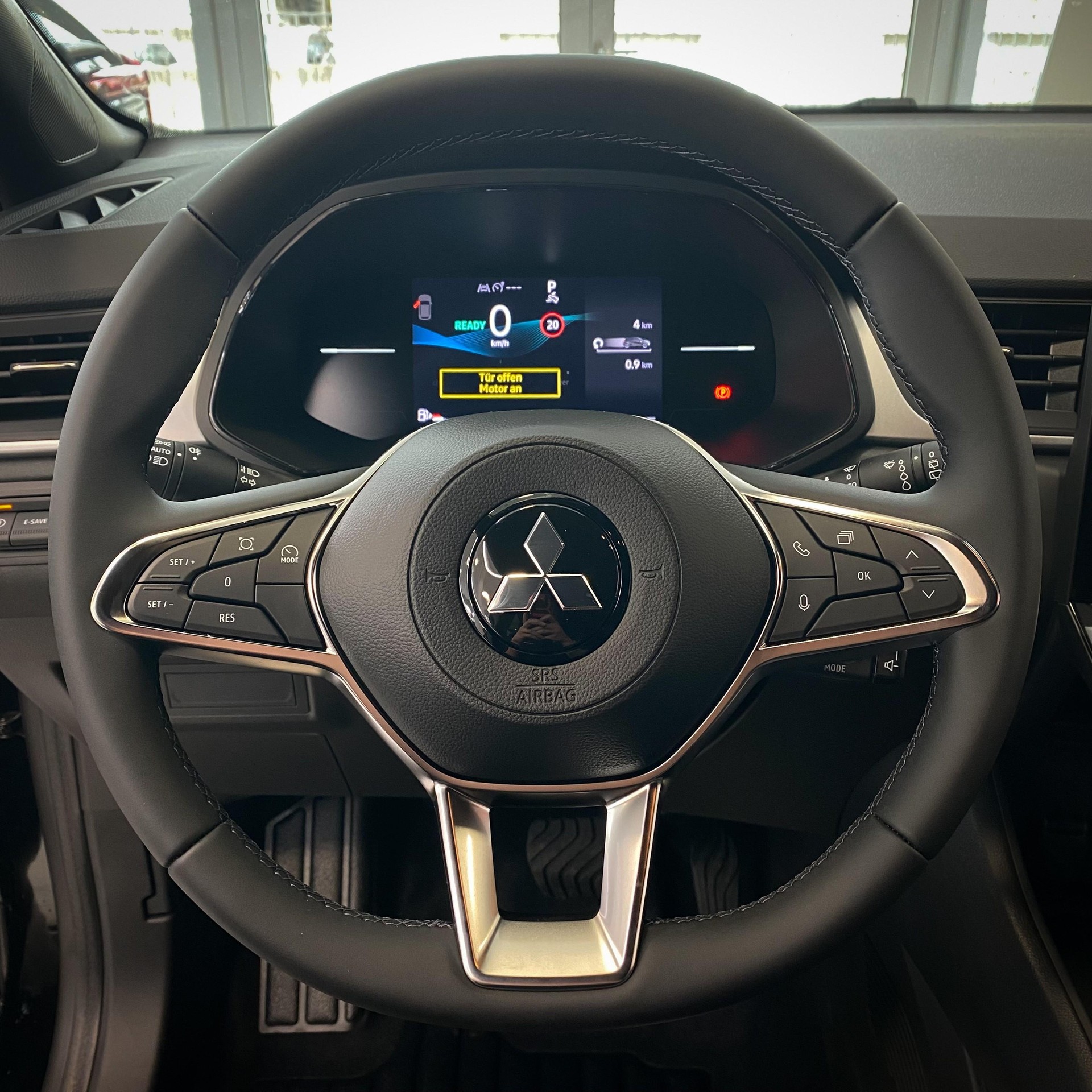 MITSUBISHI ASX 1.8 HEV Invite-image-4