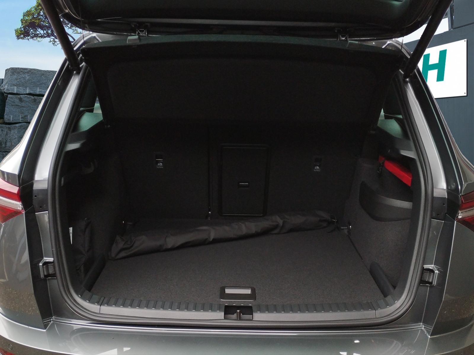 SKODA Karoq 2.0 TSI SportLine 4x4 DSG-image-5