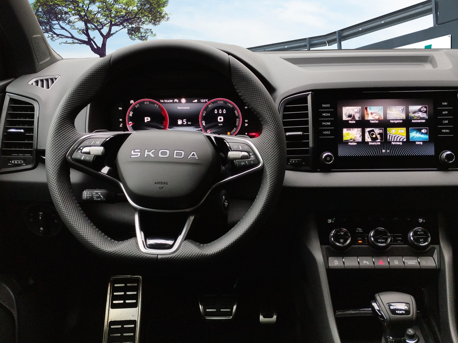 SKODA Karoq 2.0 TSI SportLine 4x4 DSG-image-8