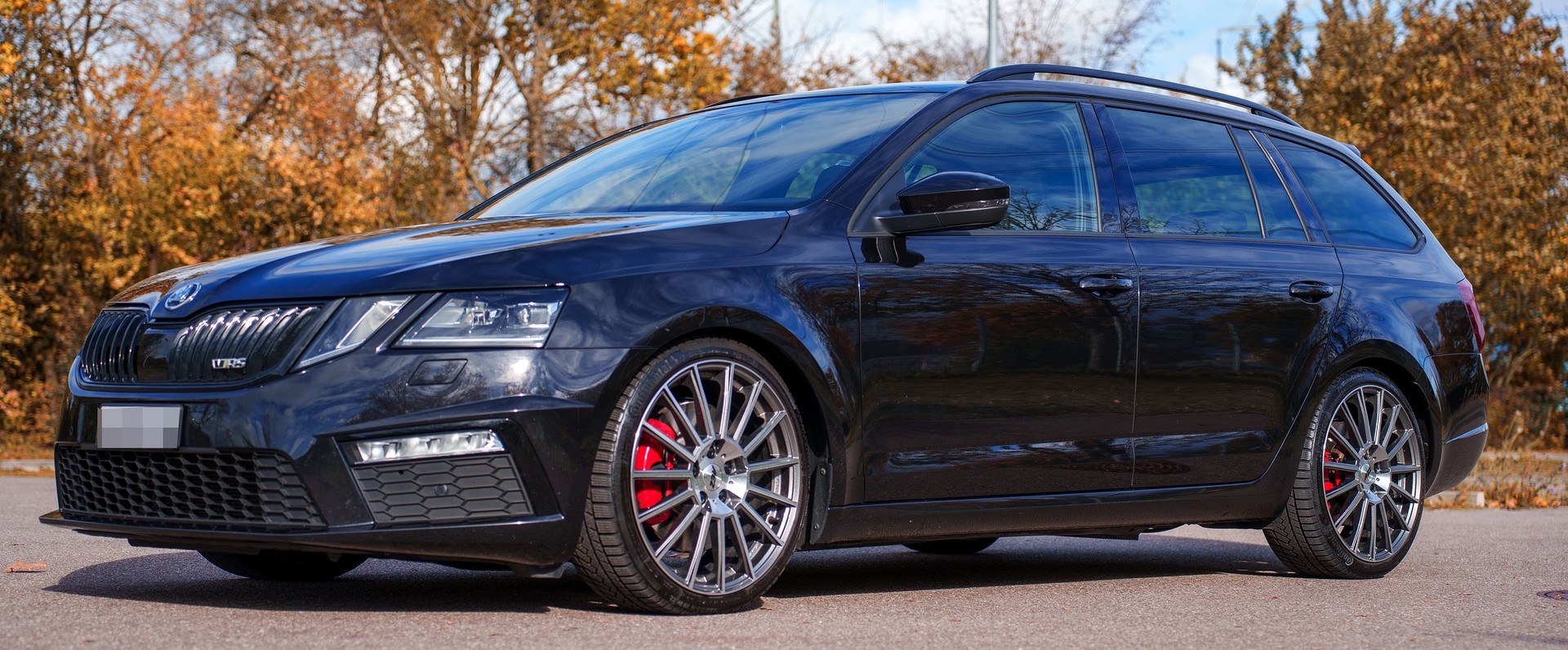 SKODA Octavia Combi 2.0 TSI RS DSG-image-11