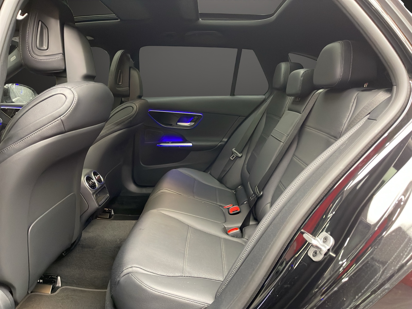 MERCEDES-BENZ C 220 d 4MATIC T-Modell Swiss Star-image-9