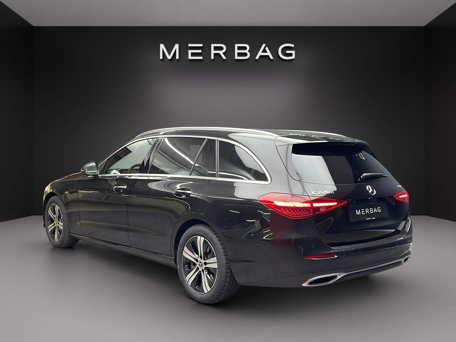 MERCEDES-BENZ C 220 d 4MATIC T-Modell Swiss Star-image-3