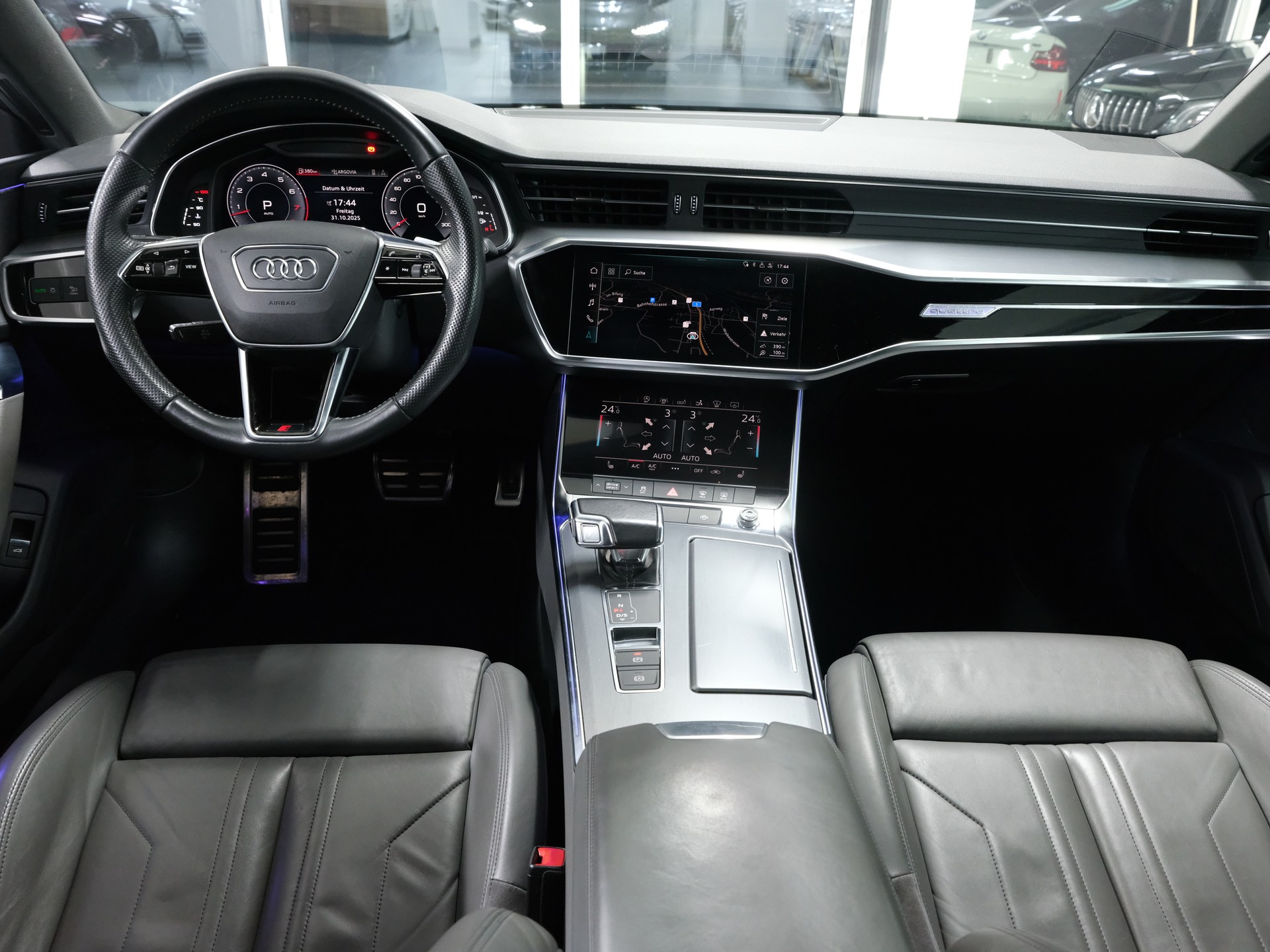 AUDI A7 Sportback 55 TFSI quattro S-tronic-image-12