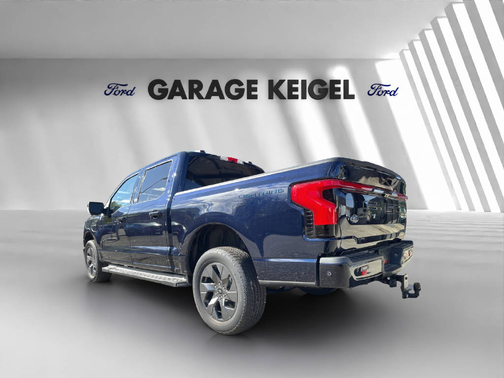 FORD F-150 Lightning DKab.Pick-up 98 kWh Lariat Launch Edition-image-2
