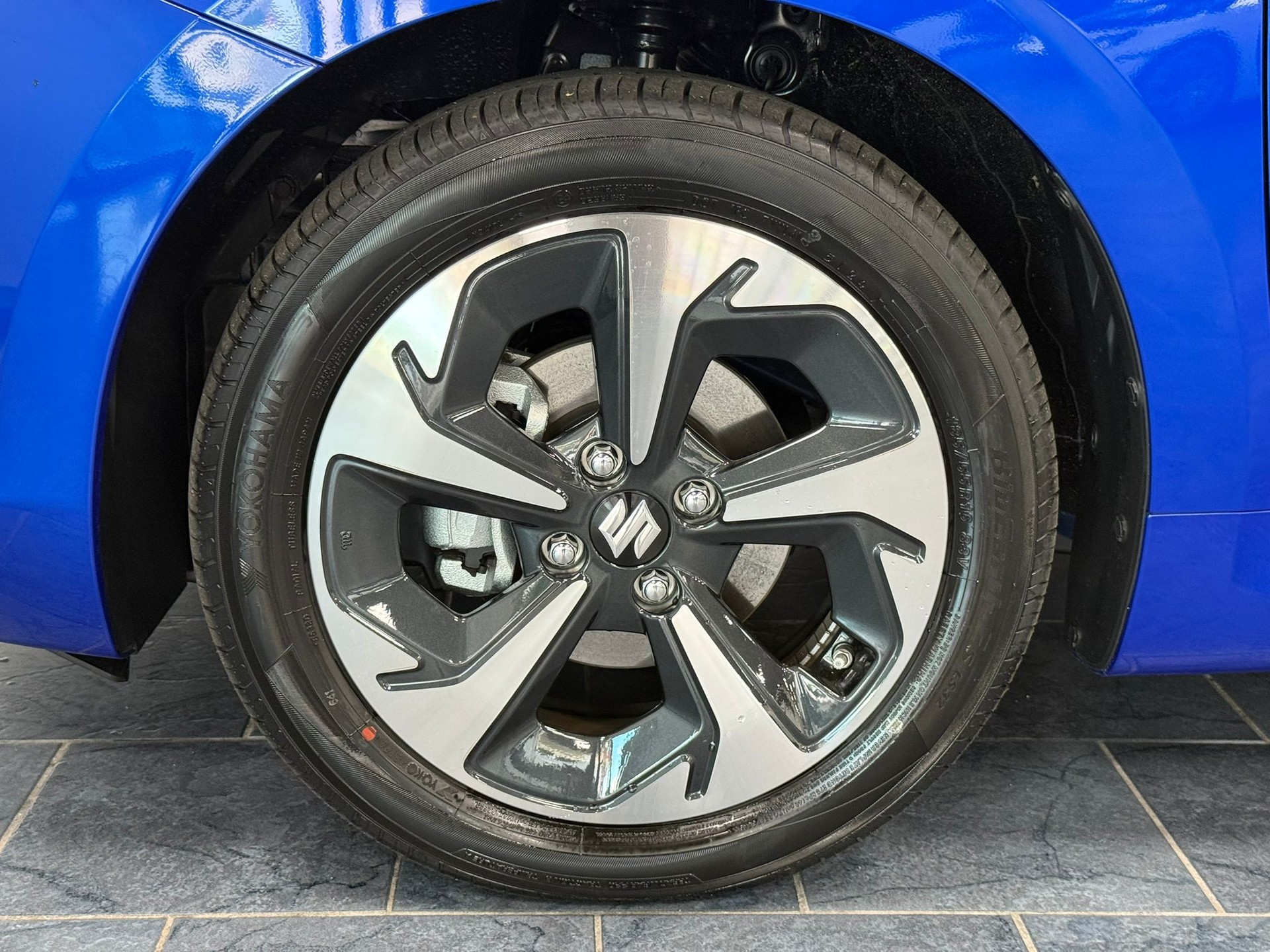 SUZUKI Swift 1.2 Compact Top Hybrid CVT-image-23