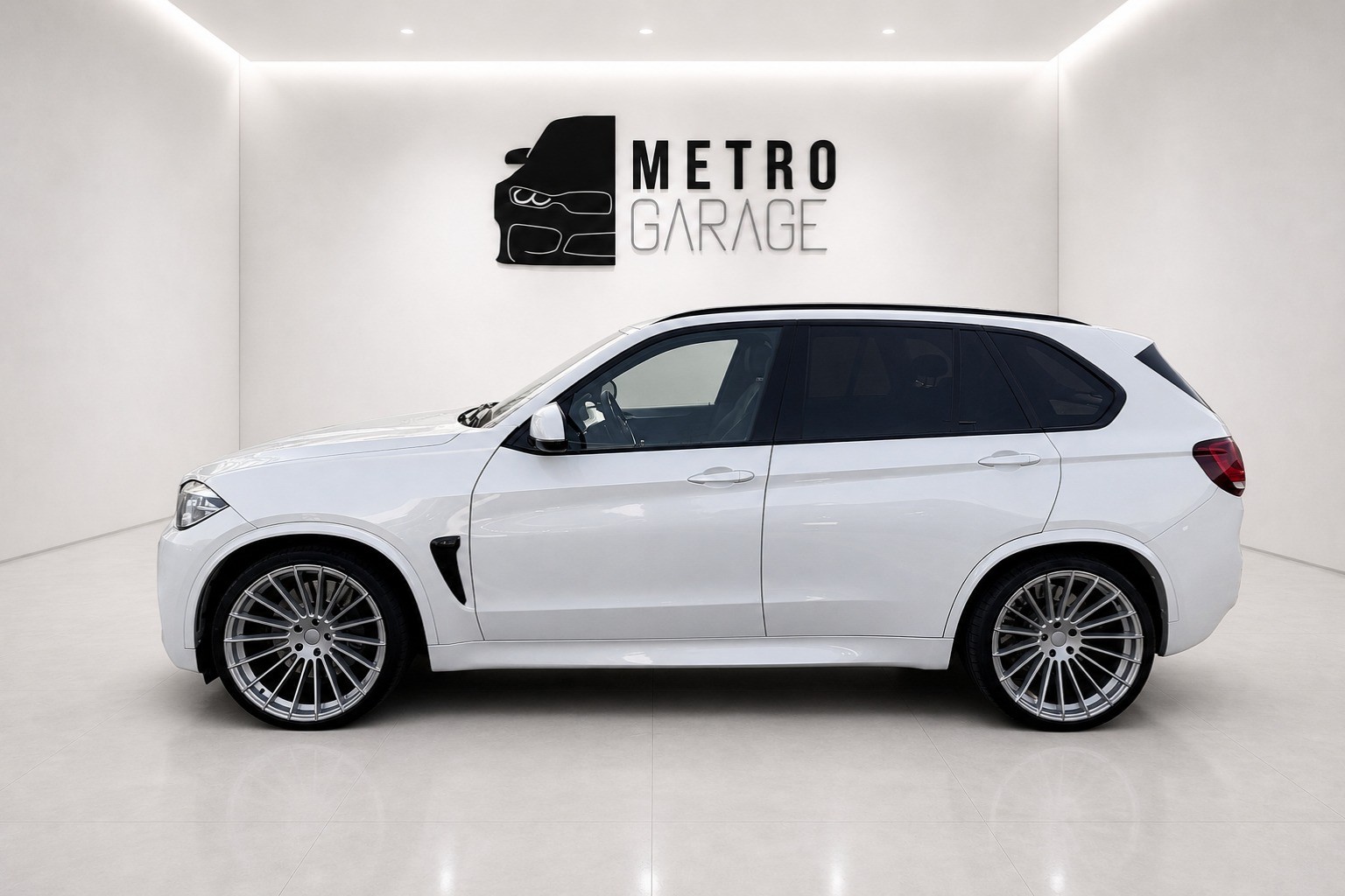 BMW X5M Steptronic-image-1