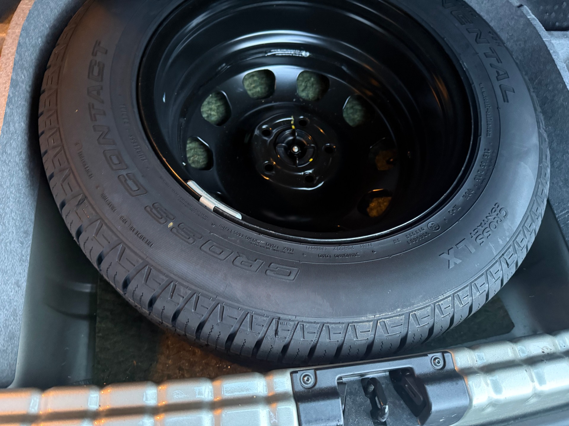 DACIA Duster 1.6 Ambiance 4x4-image-21
