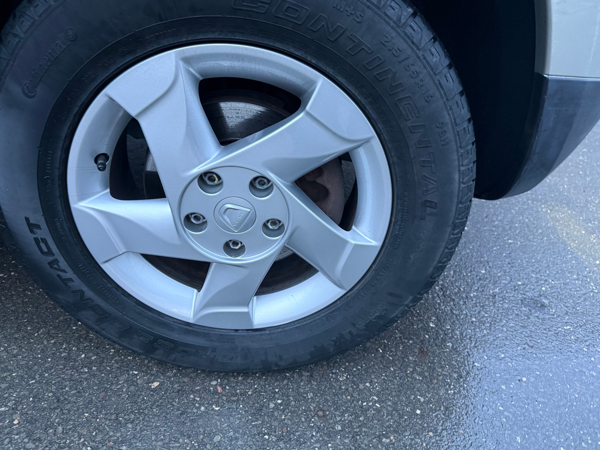 DACIA Duster 1.6 Ambiance 4x4-image-25